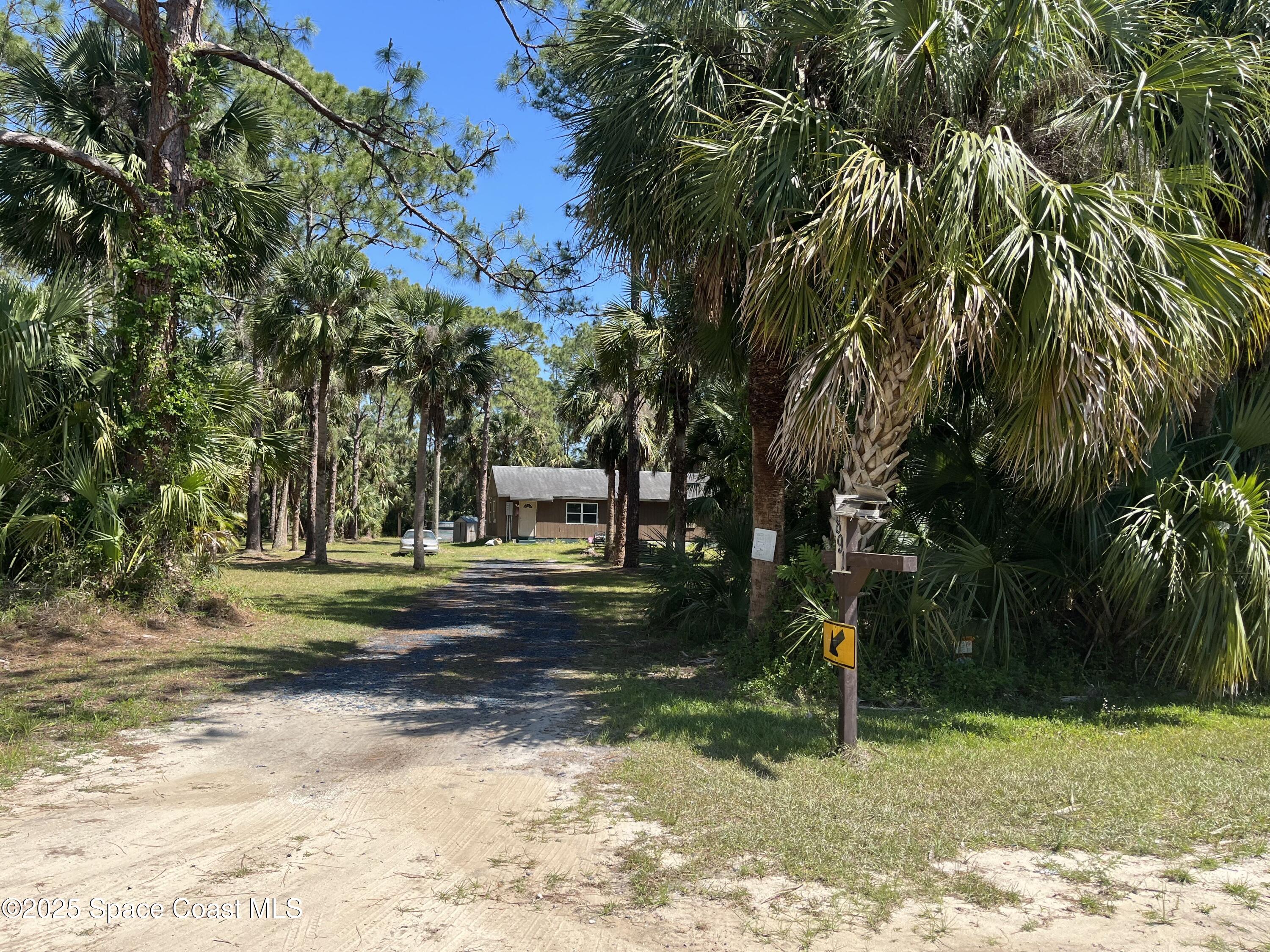 891 Hartsdale Avenue SW