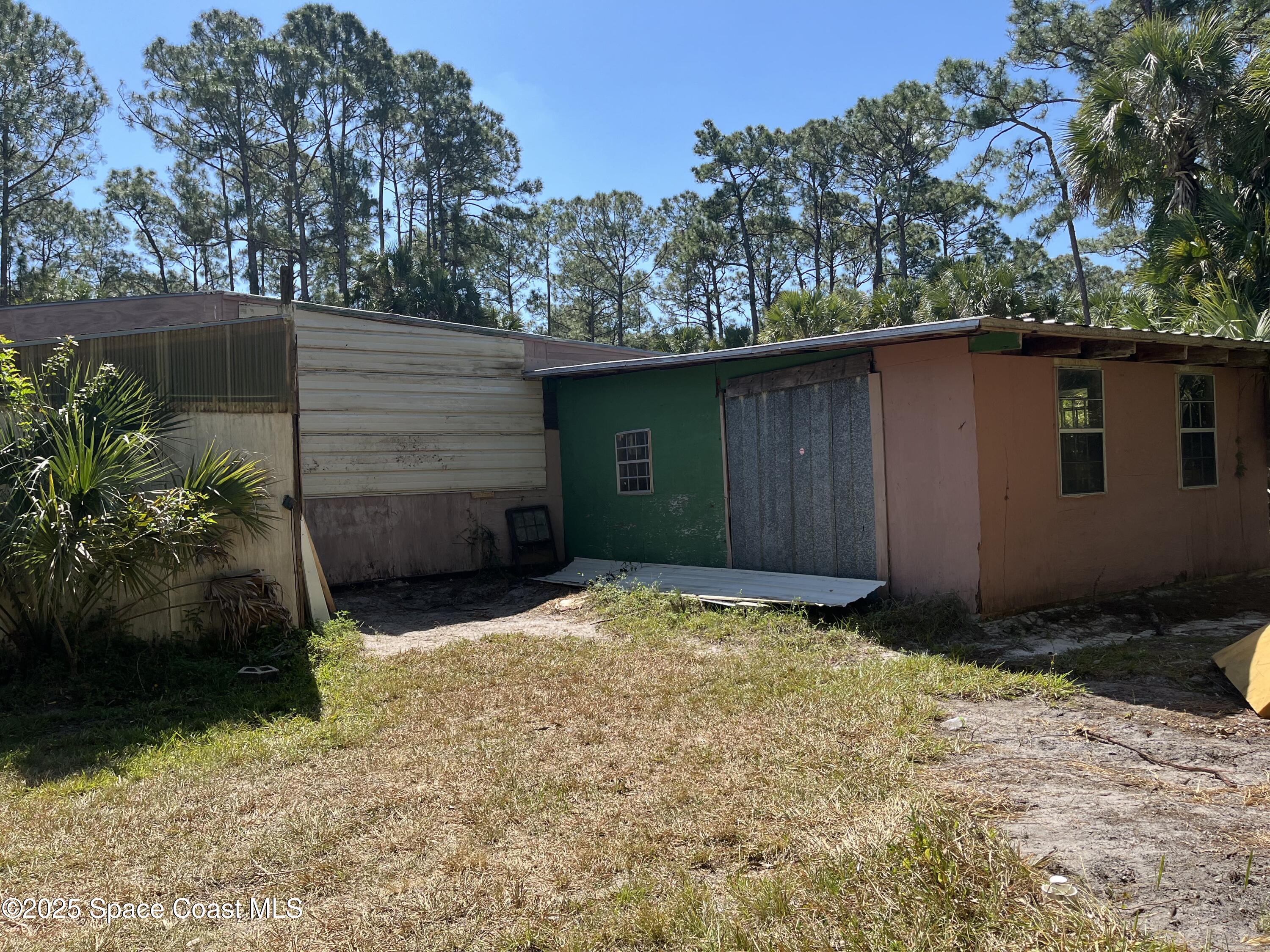 891 Hartsdale Avenue SW