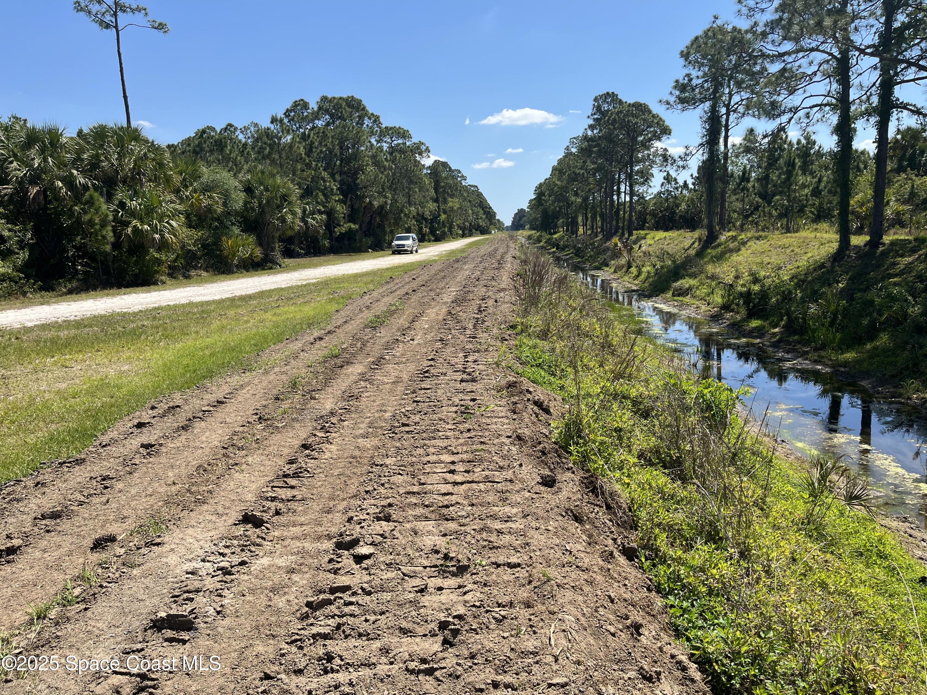 891 Hartsdale Avenue SW