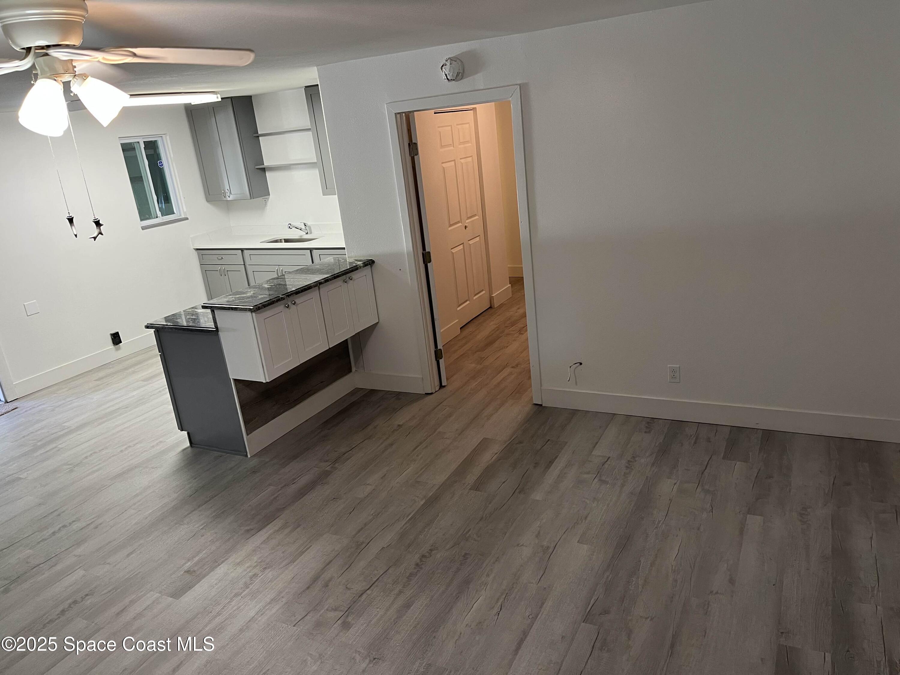 891 Hartsdale Avenue SW