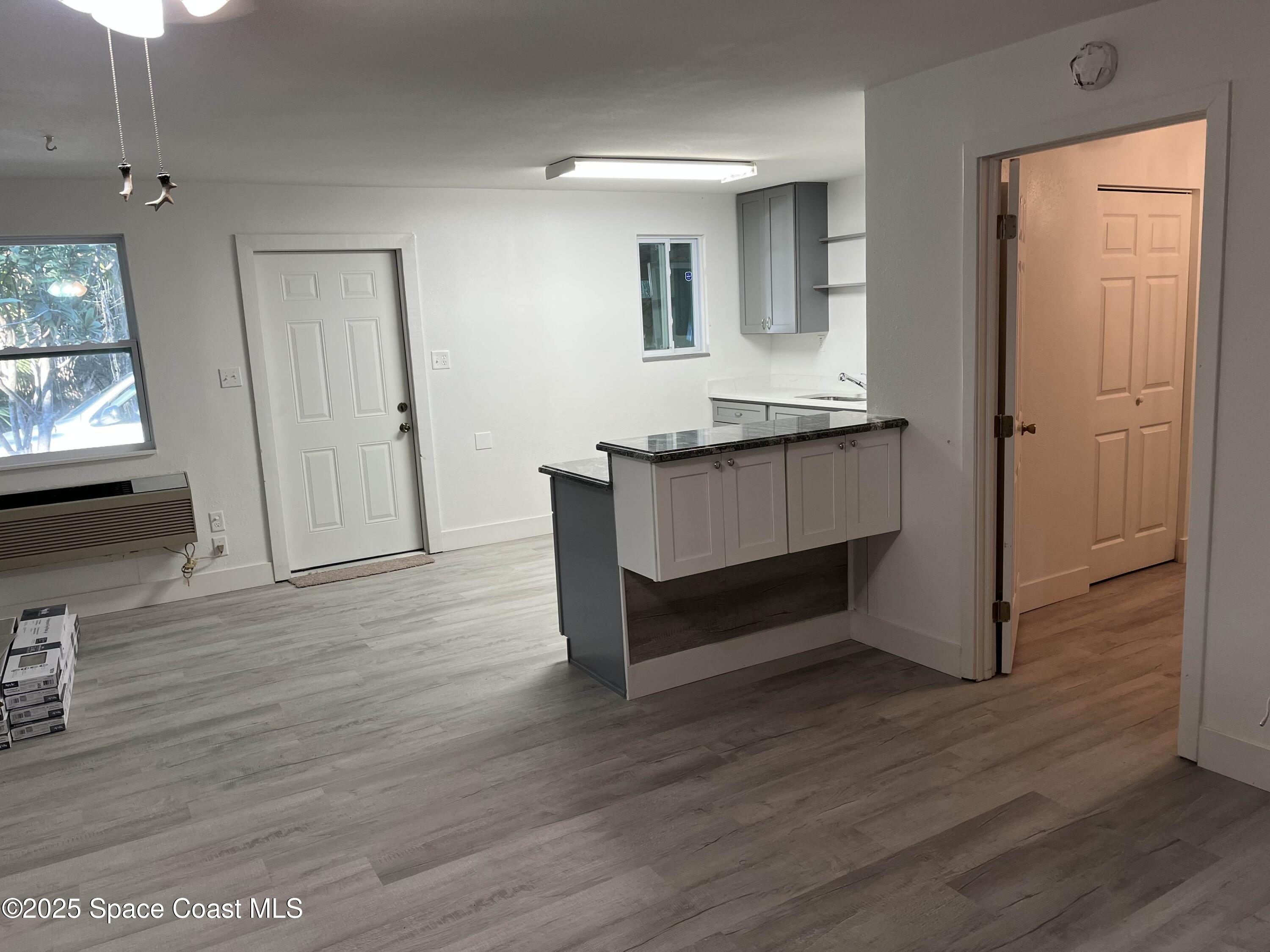 891 Hartsdale Avenue SW