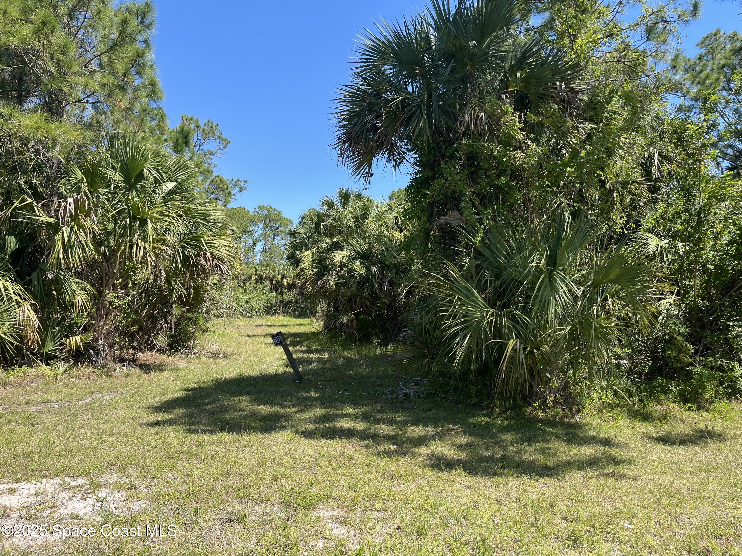 891 Hartsdale Avenue SW