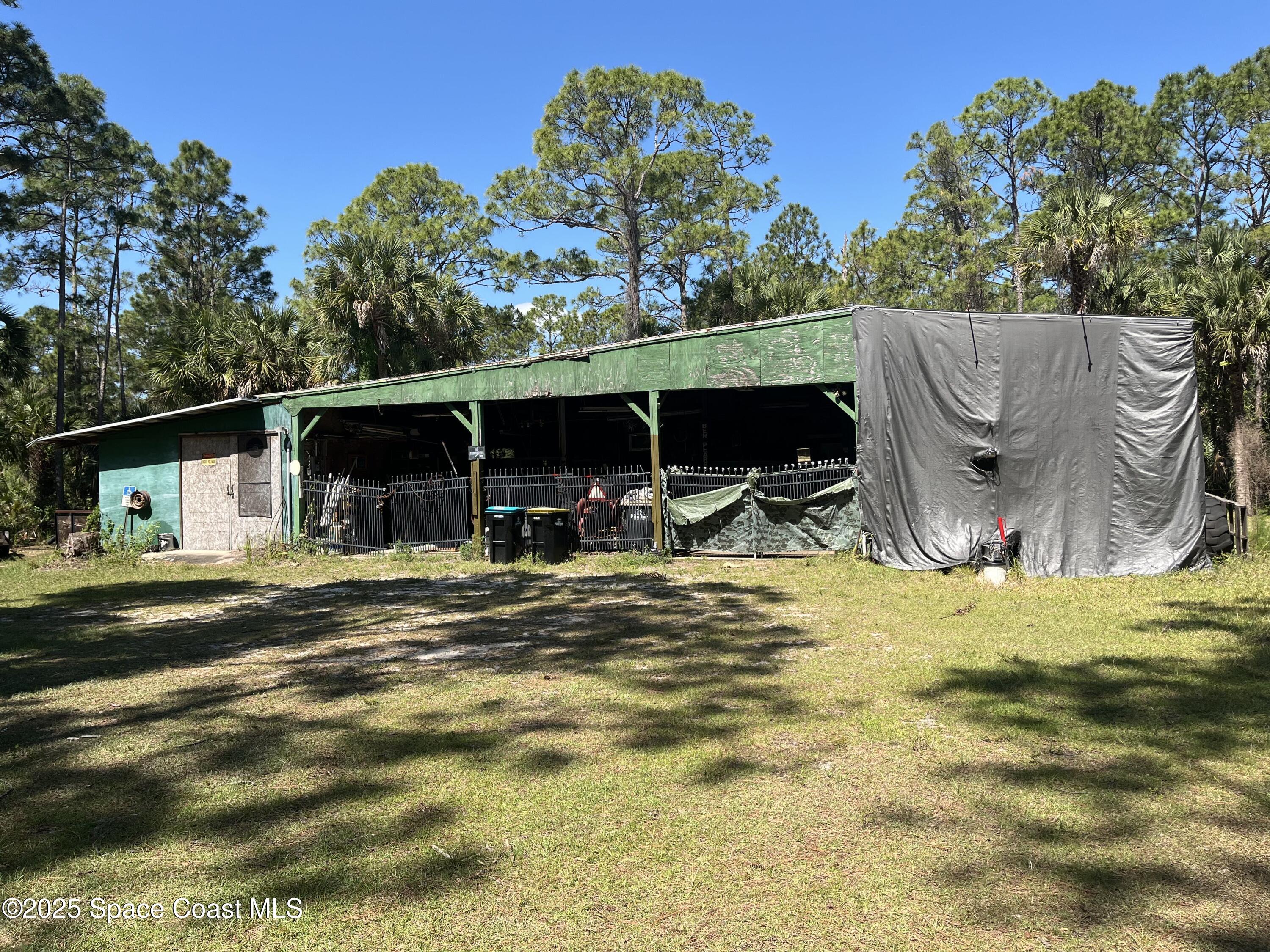 891 Hartsdale Avenue SW