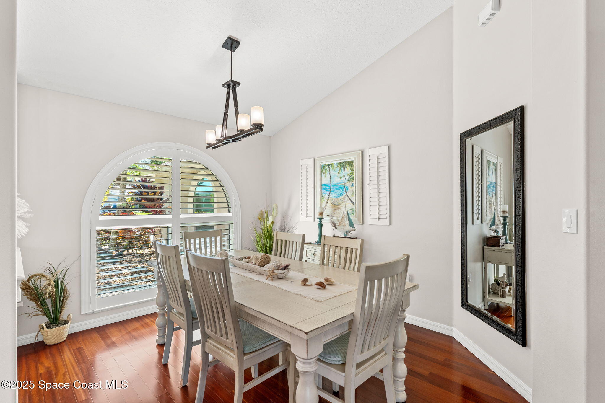 3068 Pineda Crossing Drive