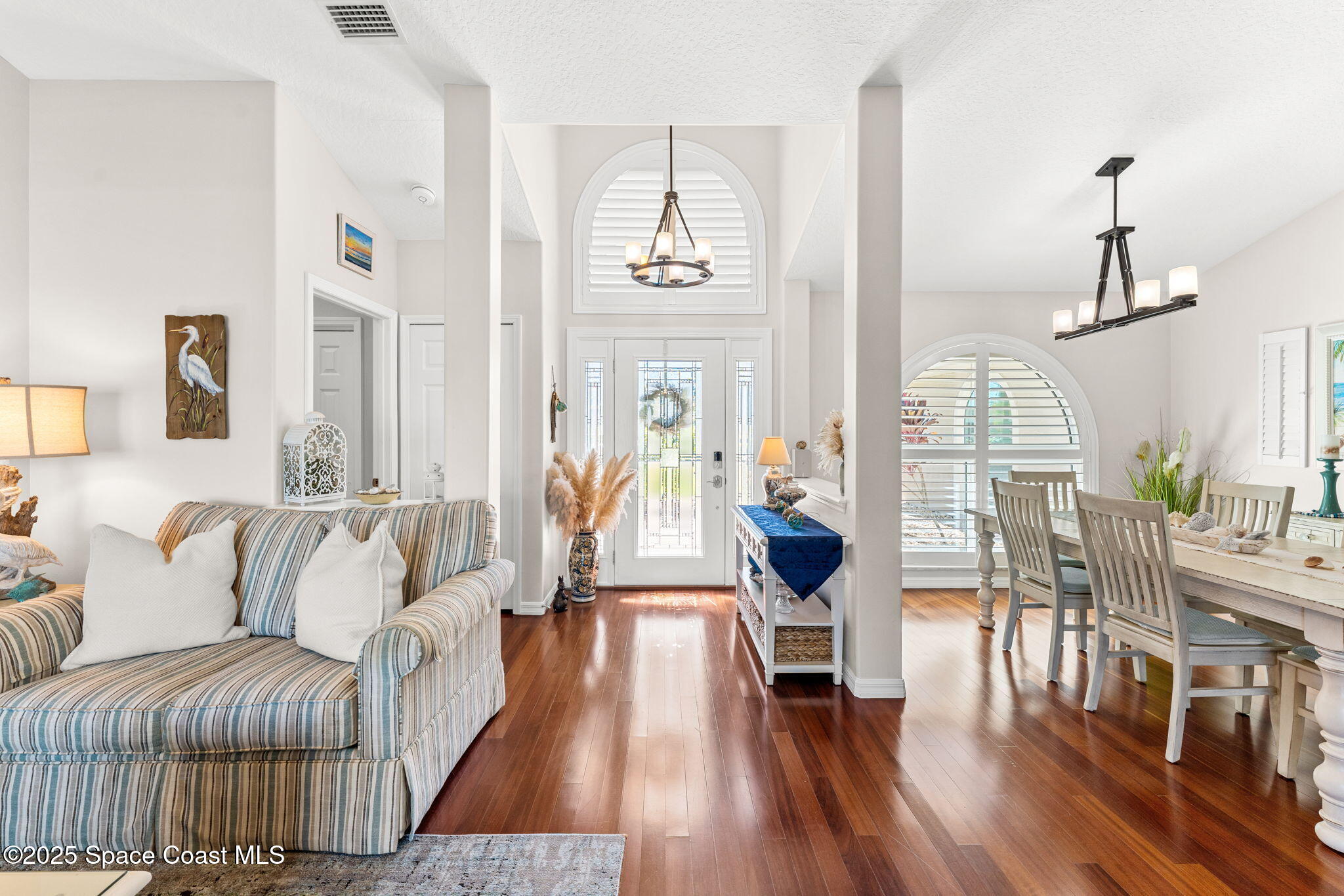 3068 Pineda Crossing Drive