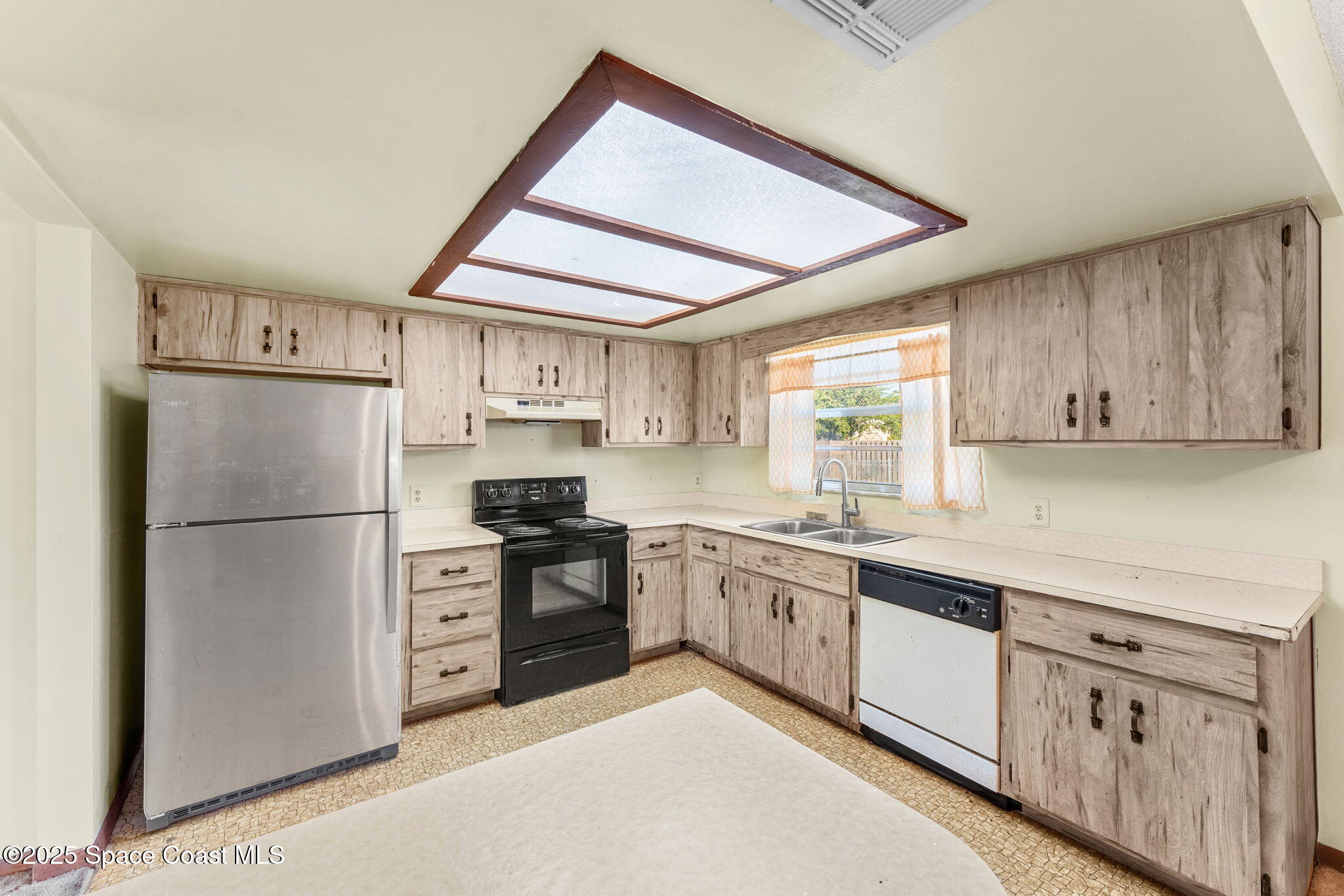 231 Americana Boulevard NW