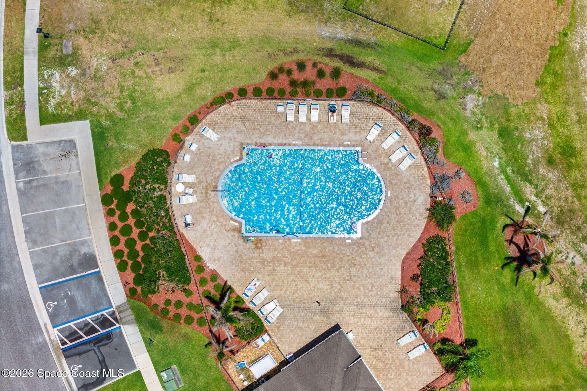 333 Guinevere Drive SW