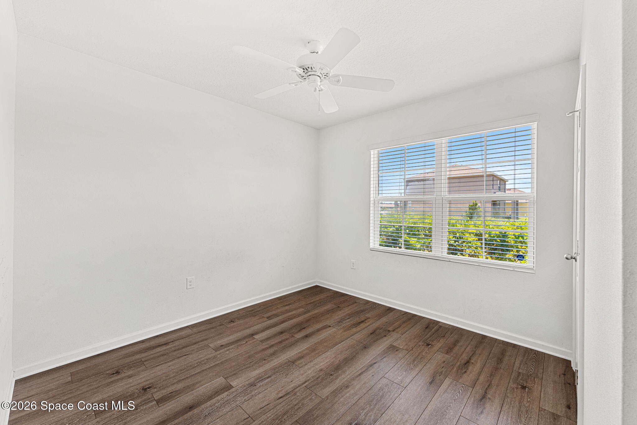 333 Guinevere Drive SW