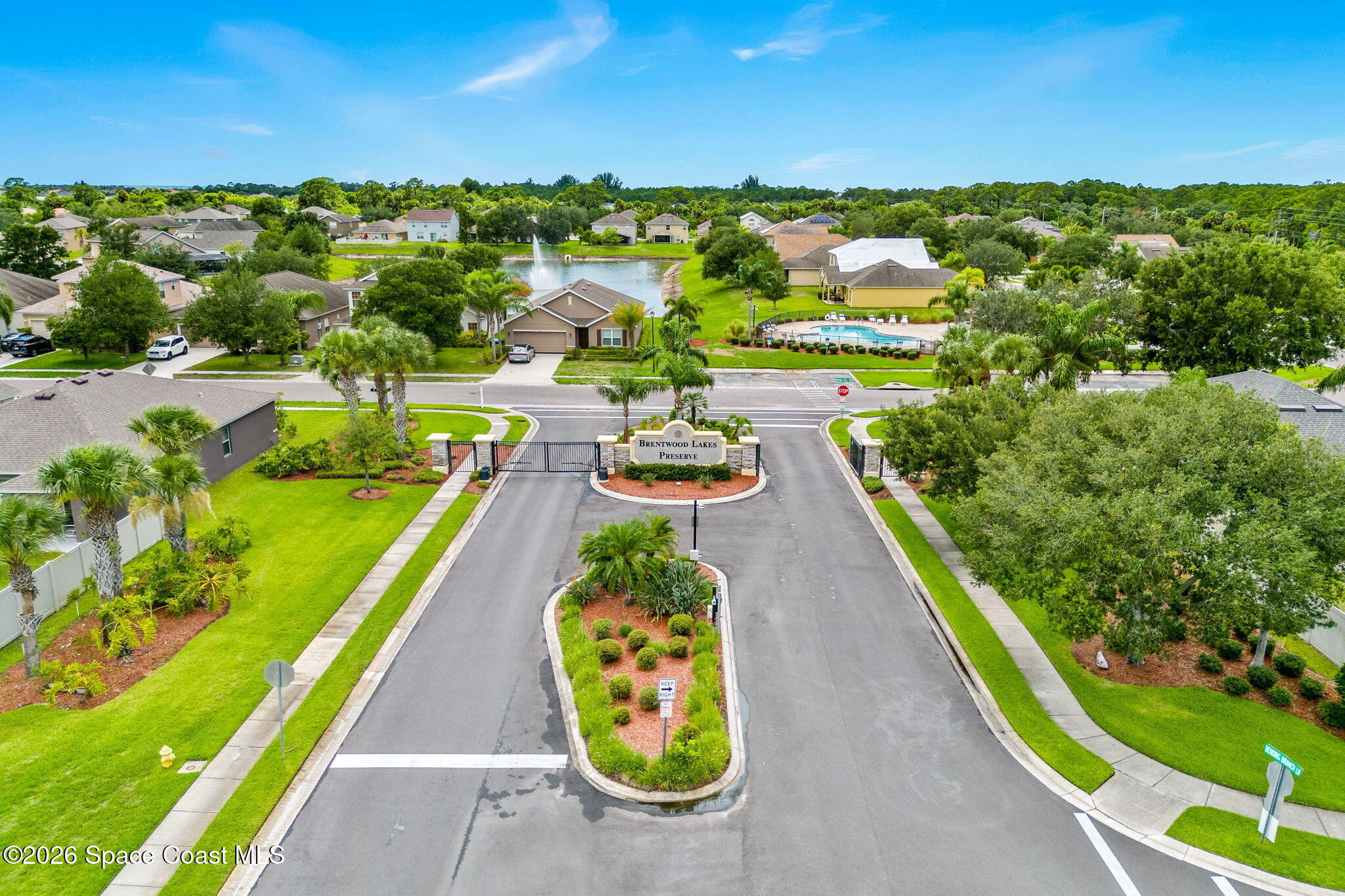 333 Guinevere Drive SW