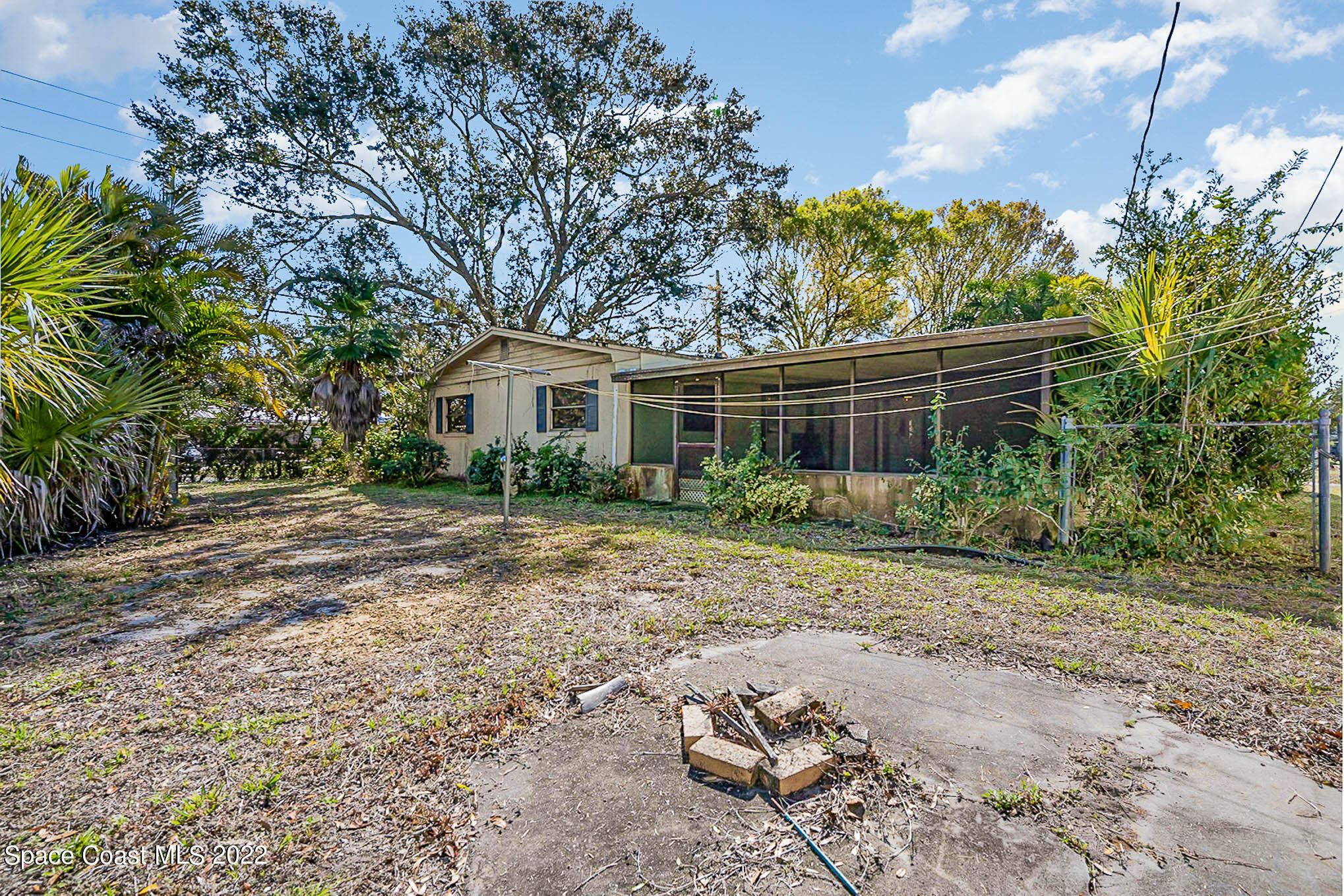 5041 Frederick Avenue