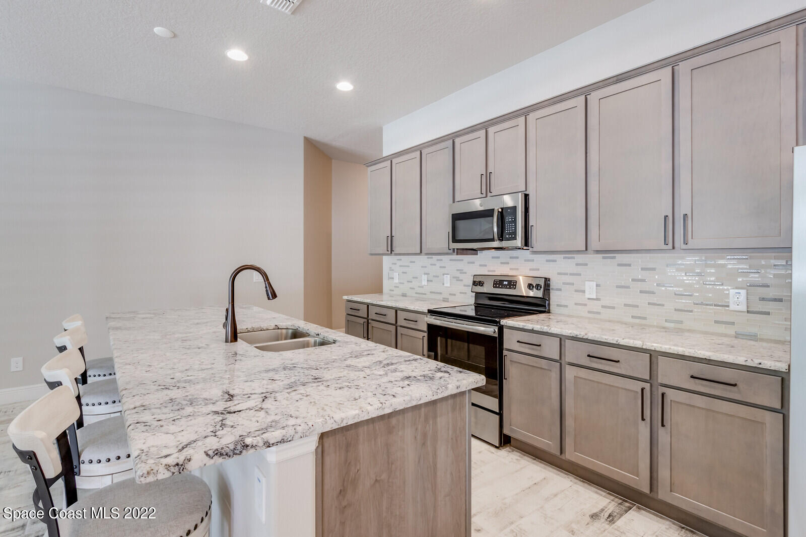 2693 Sam Snead Street