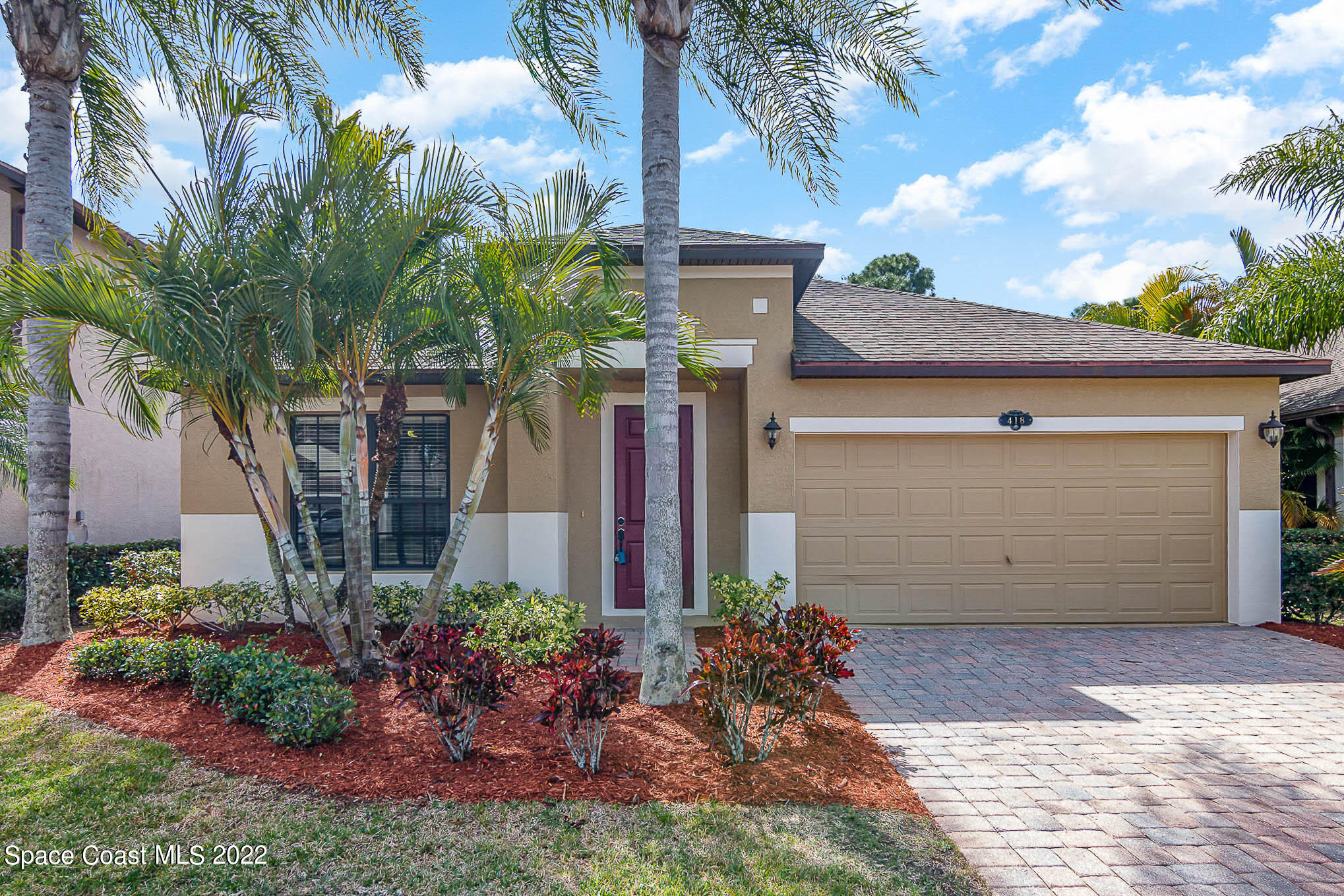 418 Breckenridge Circle SE