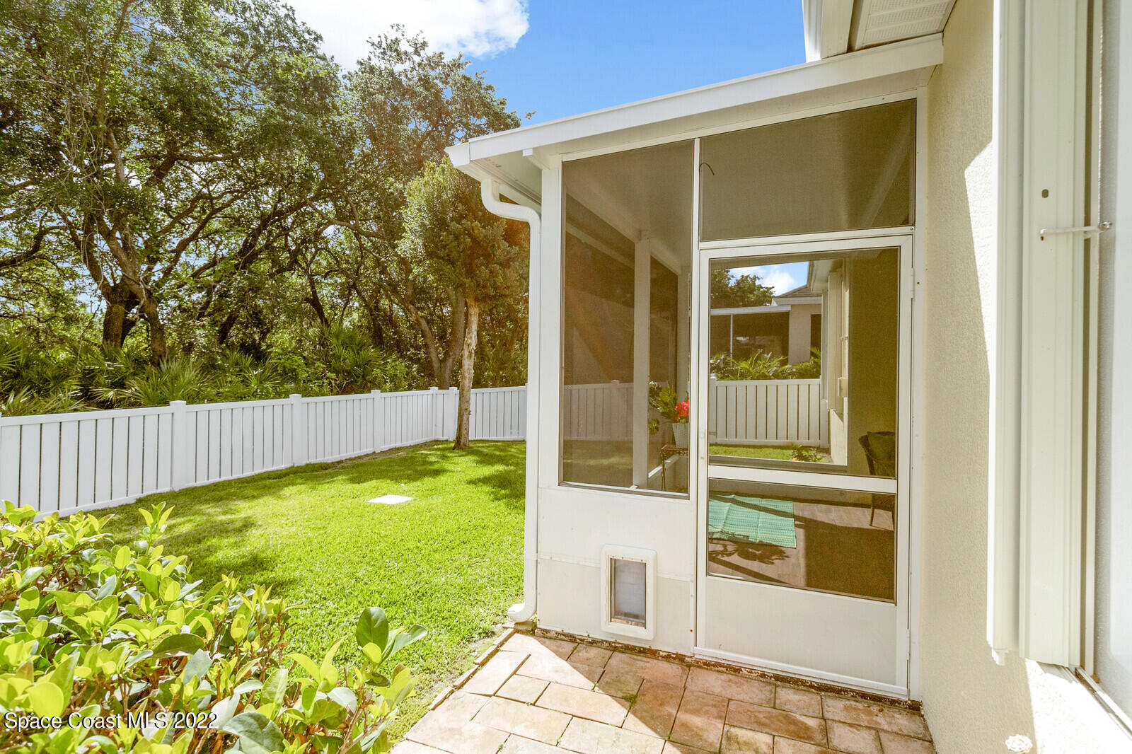 685 Remington Green Drive SE