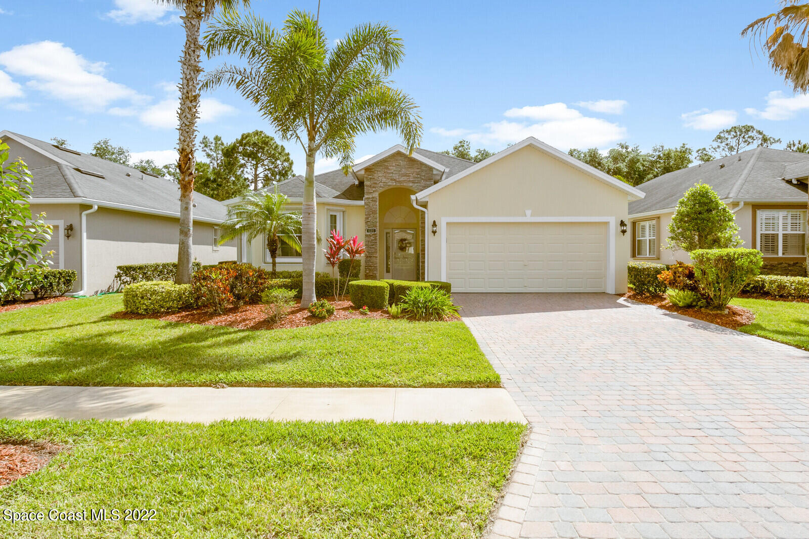 685 Remington Green Drive SE