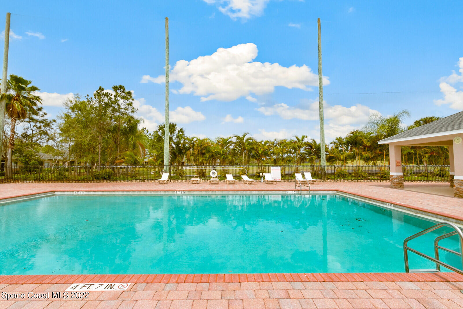 685 Remington Green Drive SE