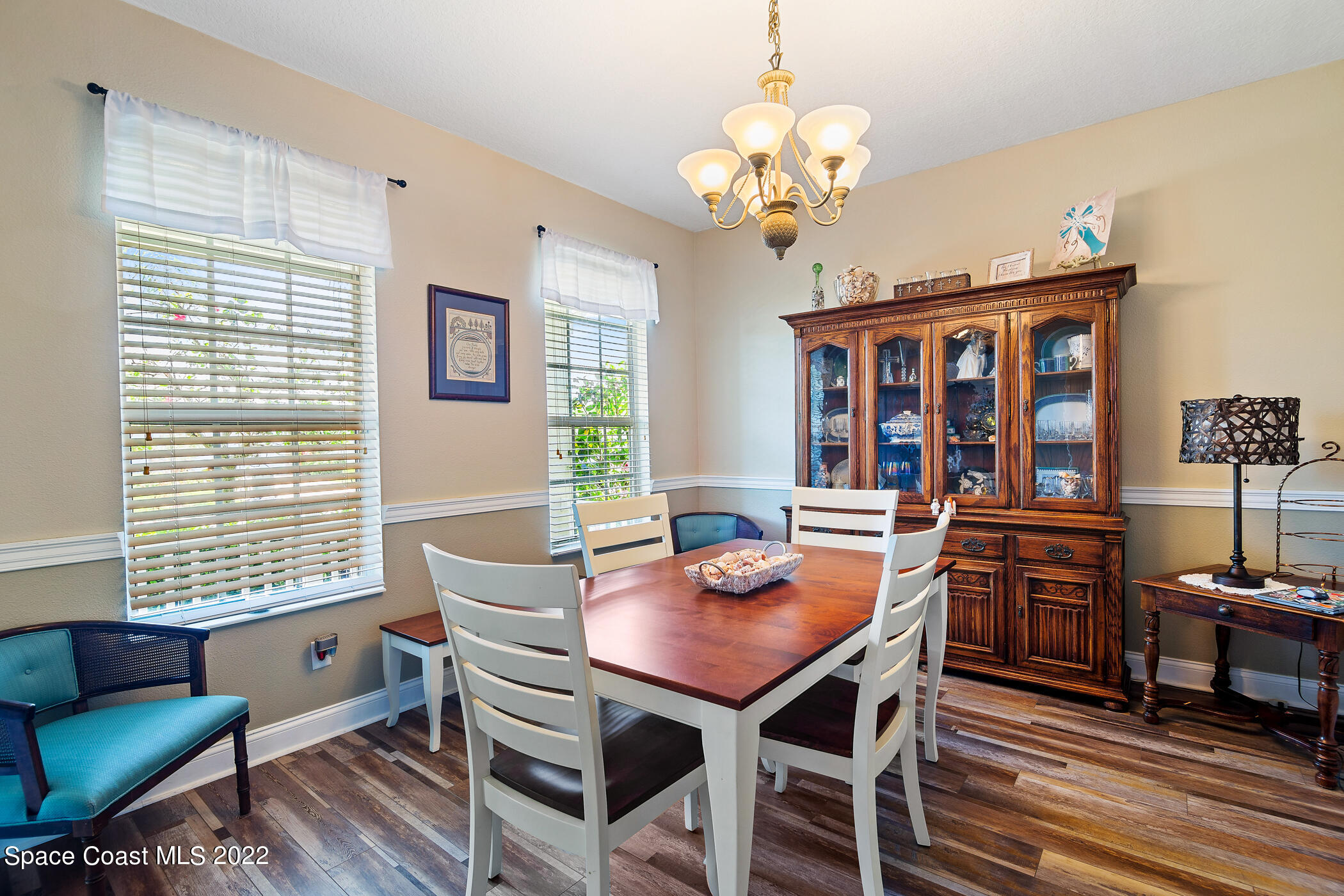 1700 Bridgeport Circle