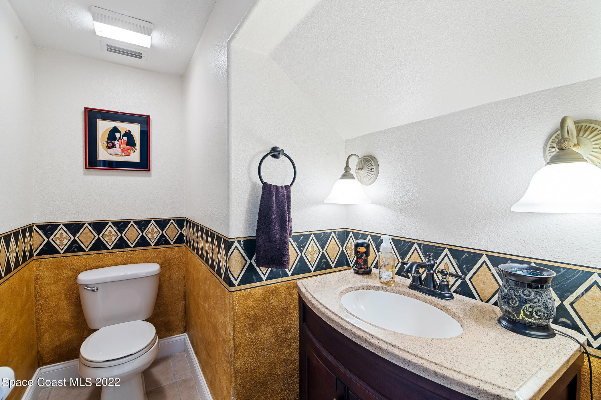 1700 Bridgeport Circle