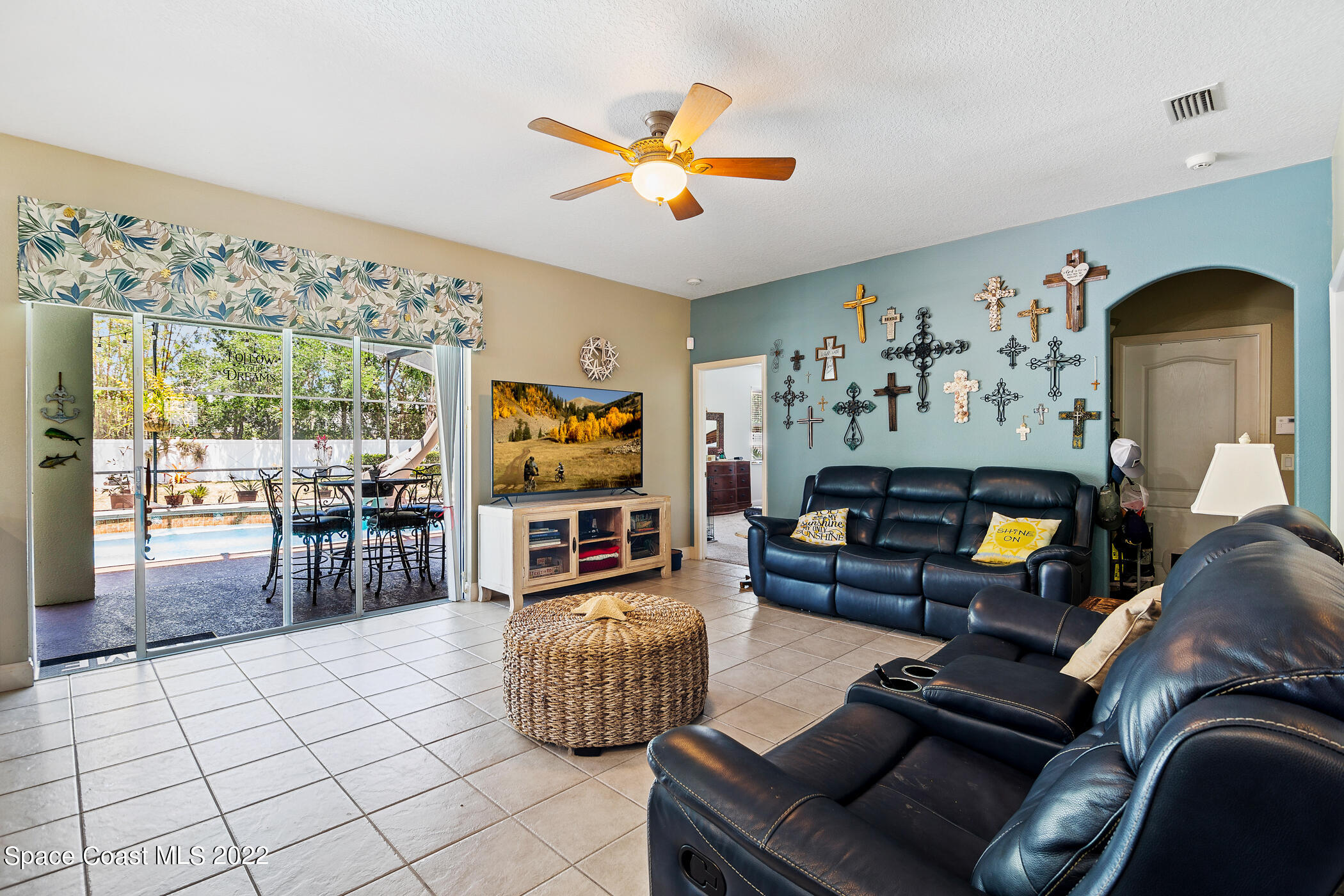 1700 Bridgeport Circle