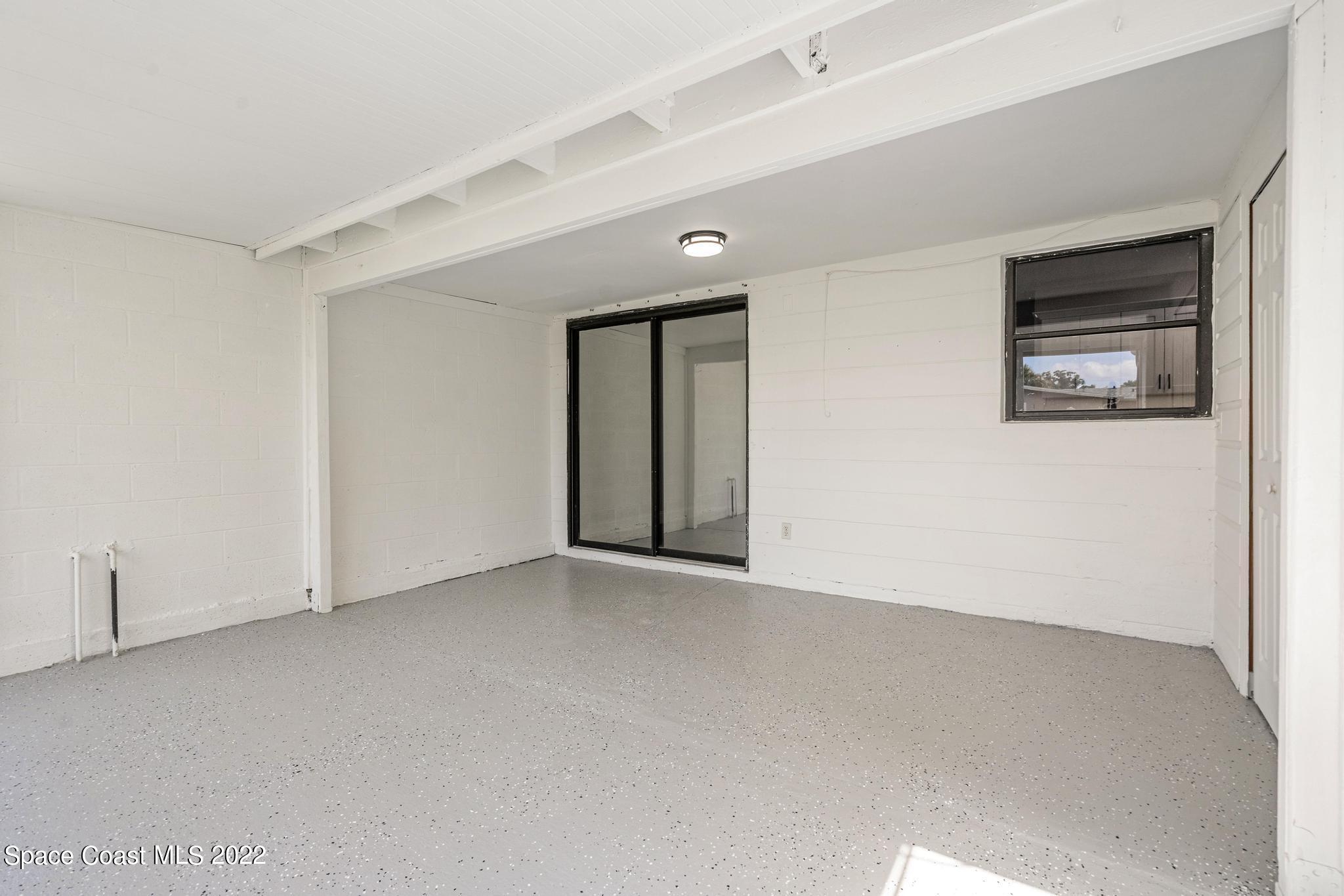 3143 Elizabeth Street