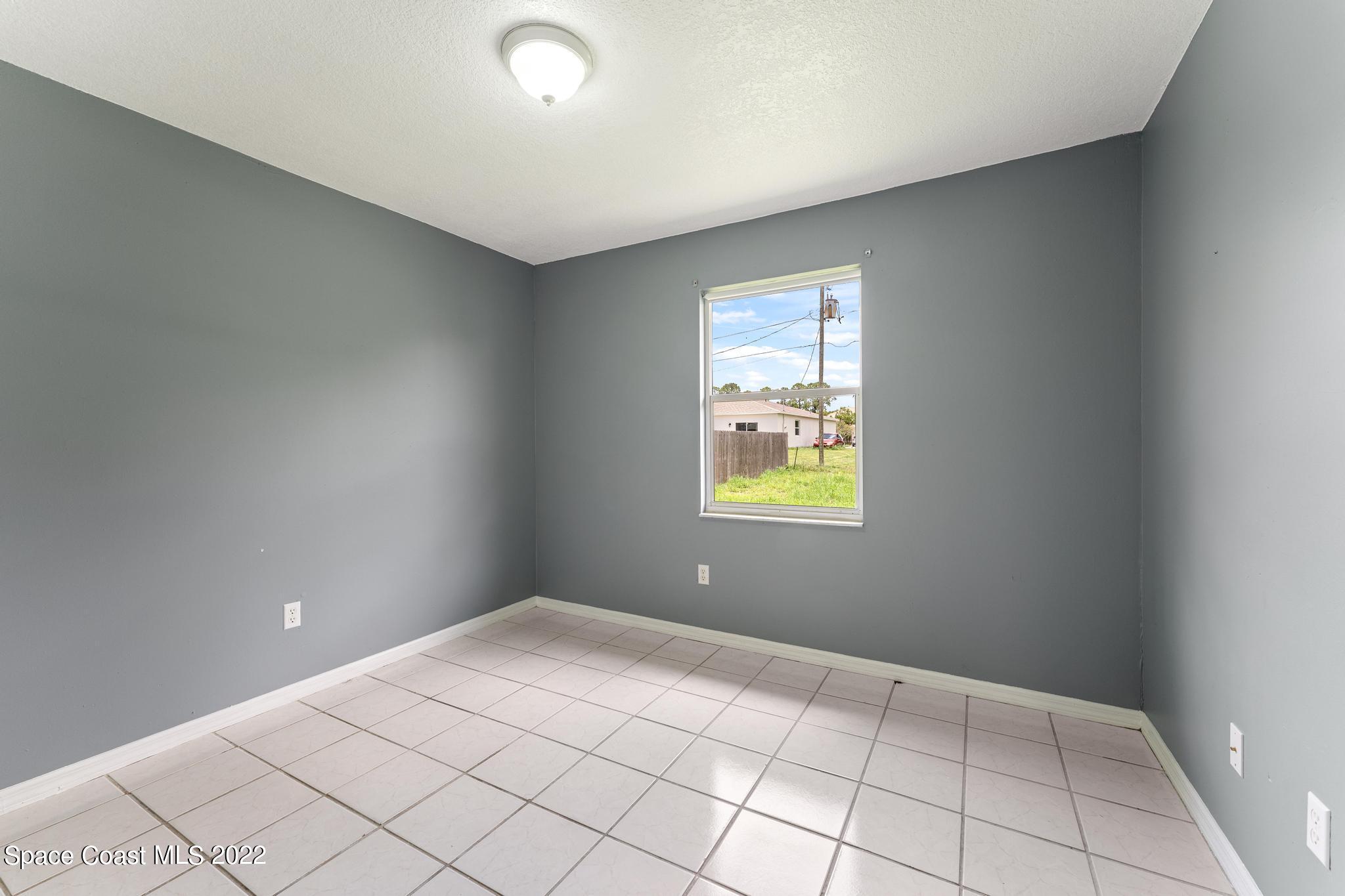 387 Dunlap Avenue SE