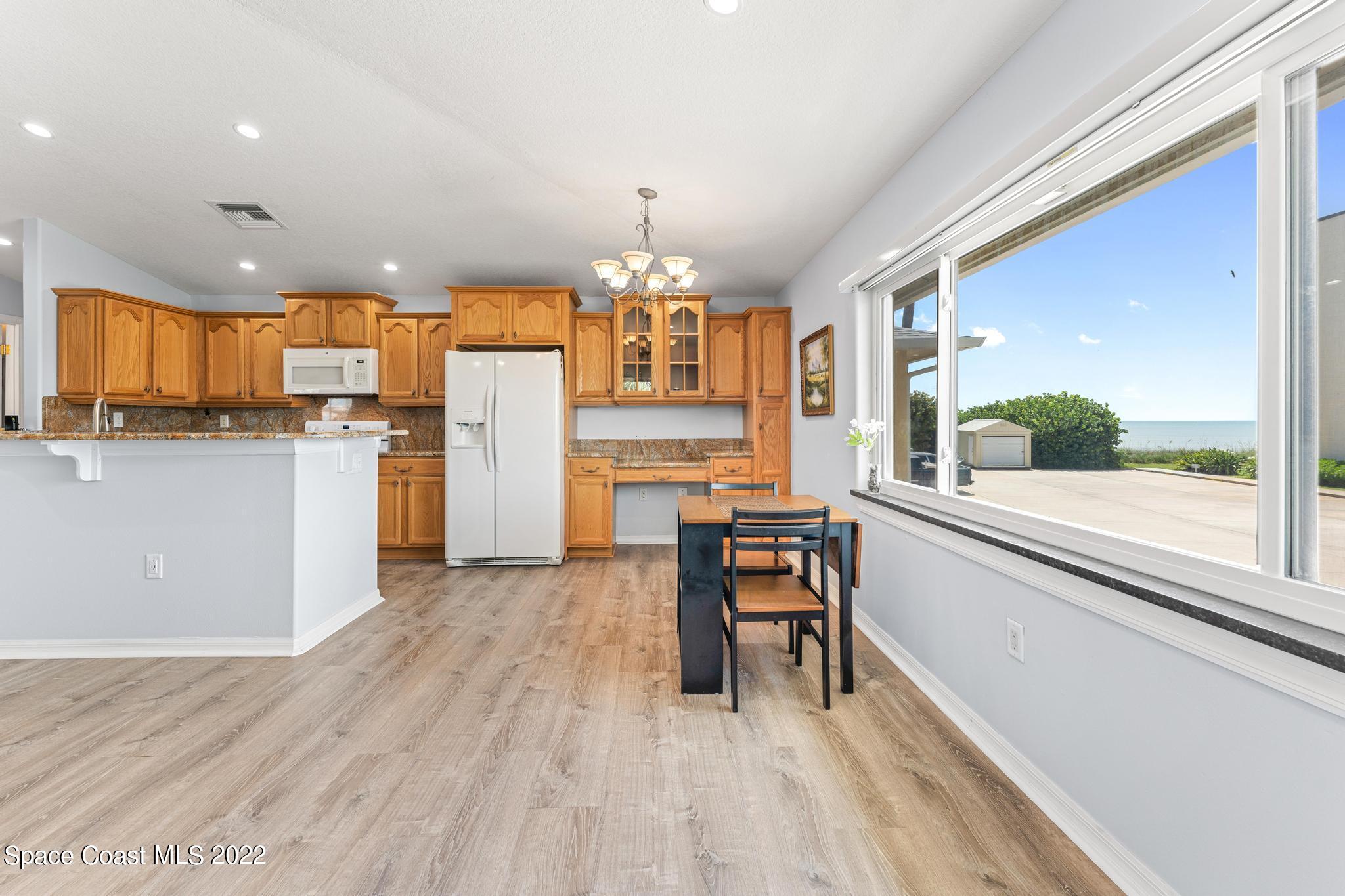 1425 Highway A1a, 25