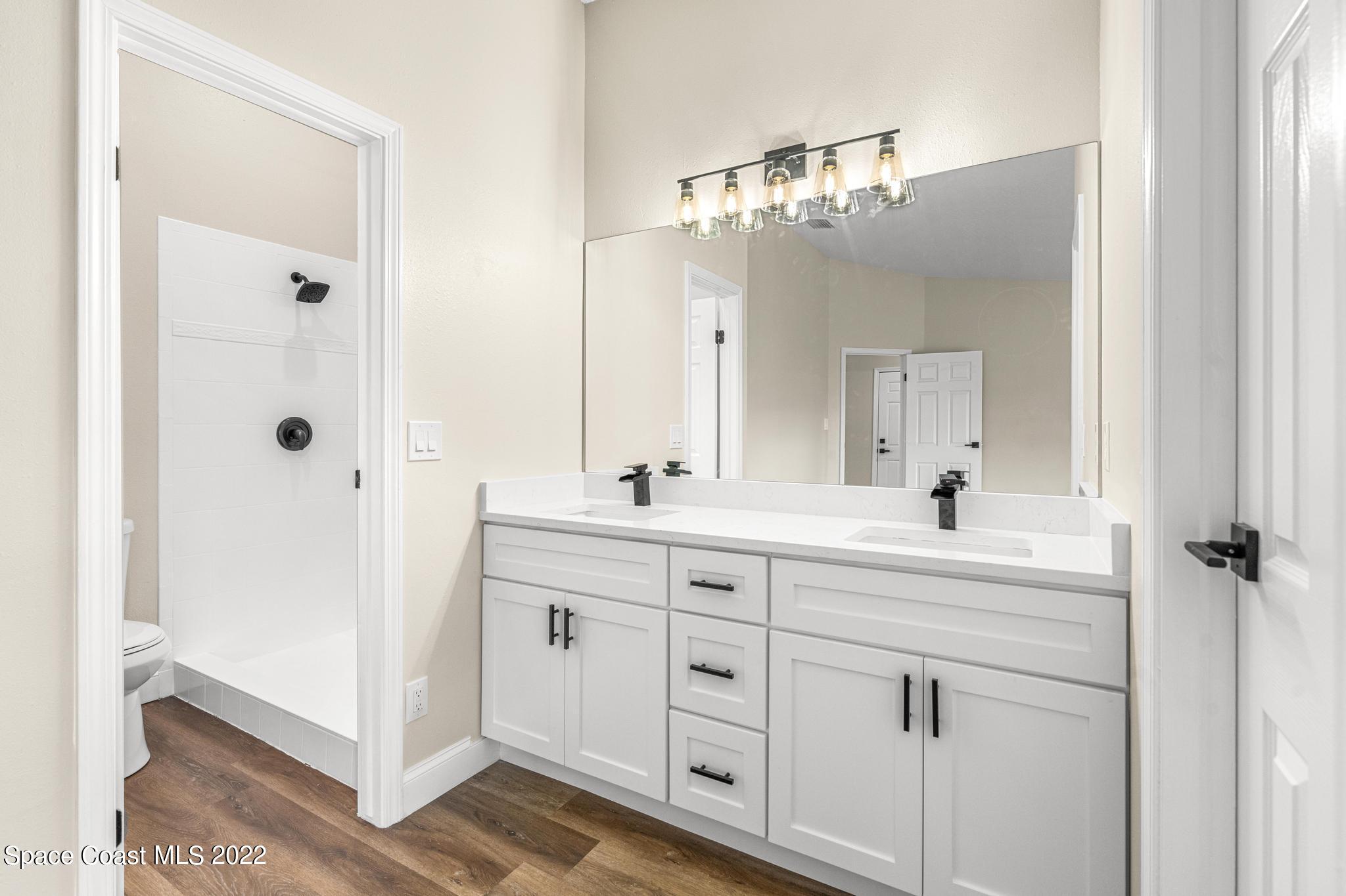 1310 Lamplighter Drive NW