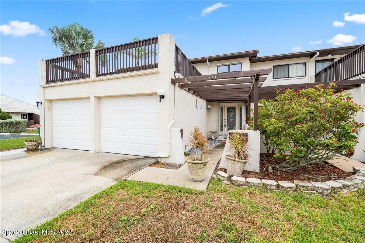 143 Skyline Boulevard