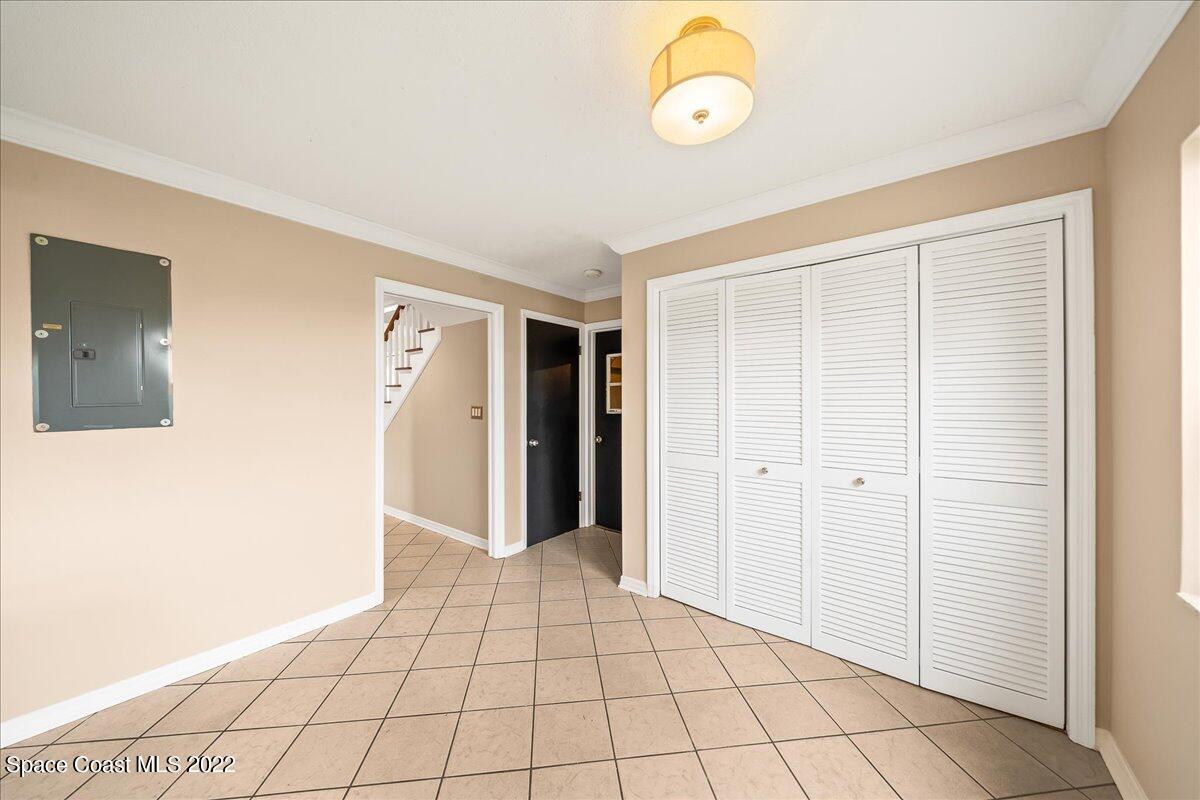 143 Skyline Boulevard