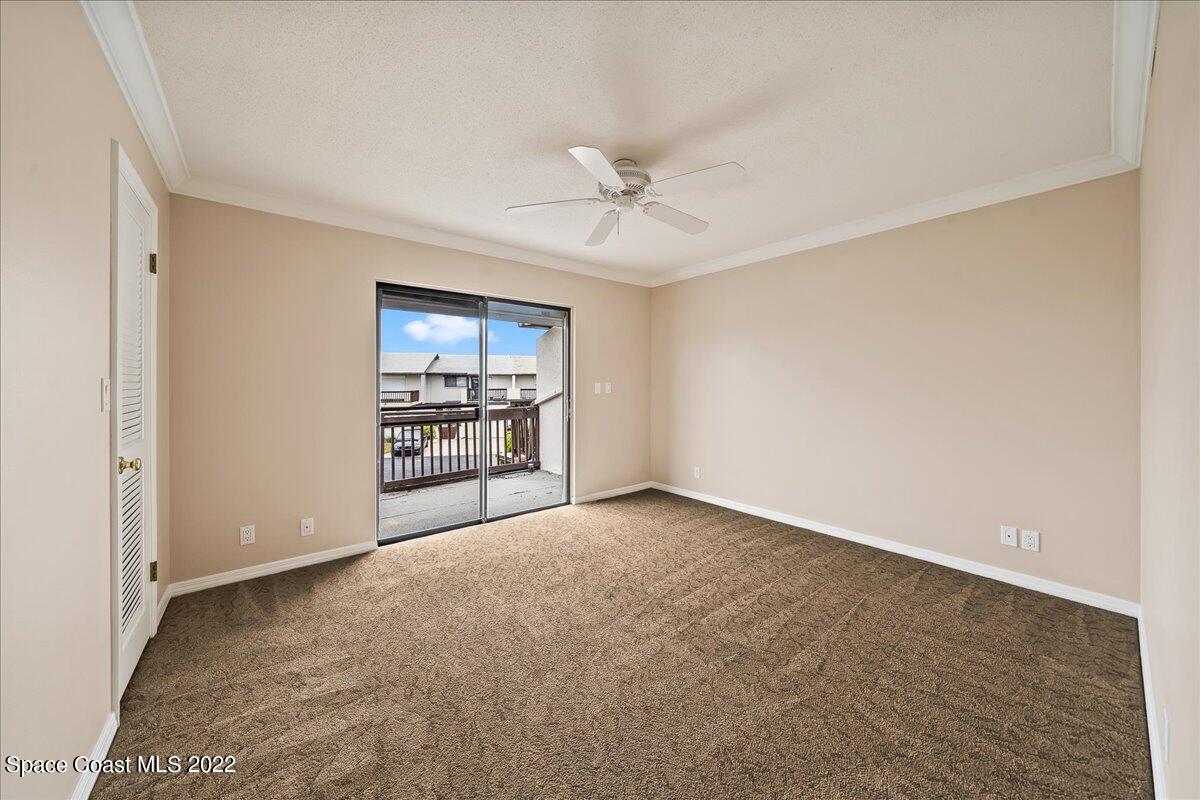 143 Skyline Boulevard