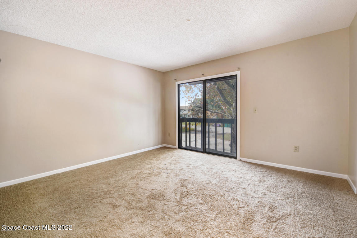 3813 Tree Ridge Lane NE