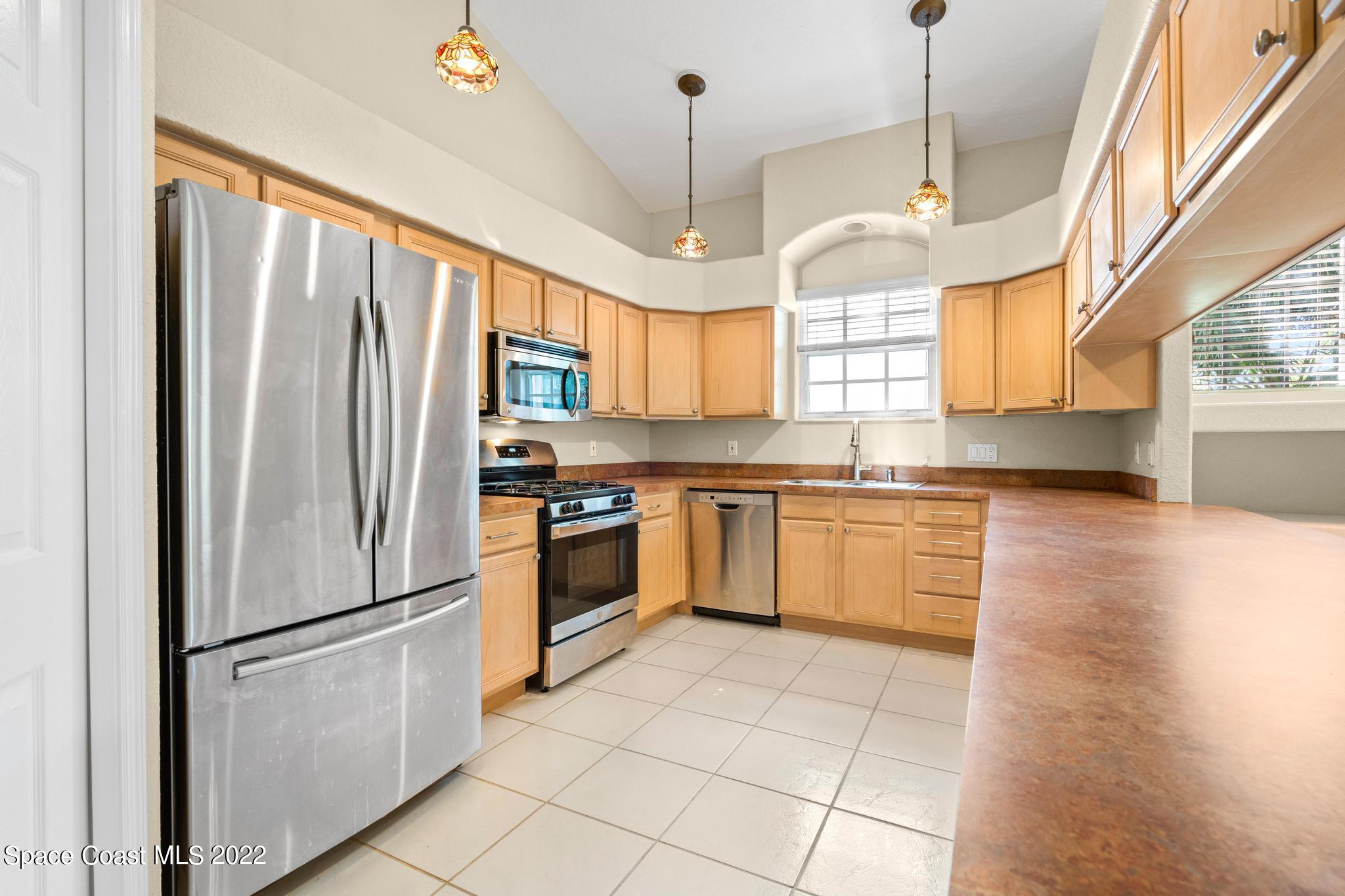 901 Suntree Woods Drive