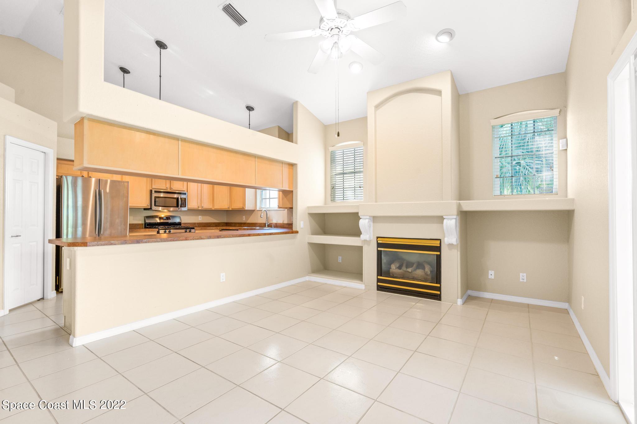 901 Suntree Woods Drive