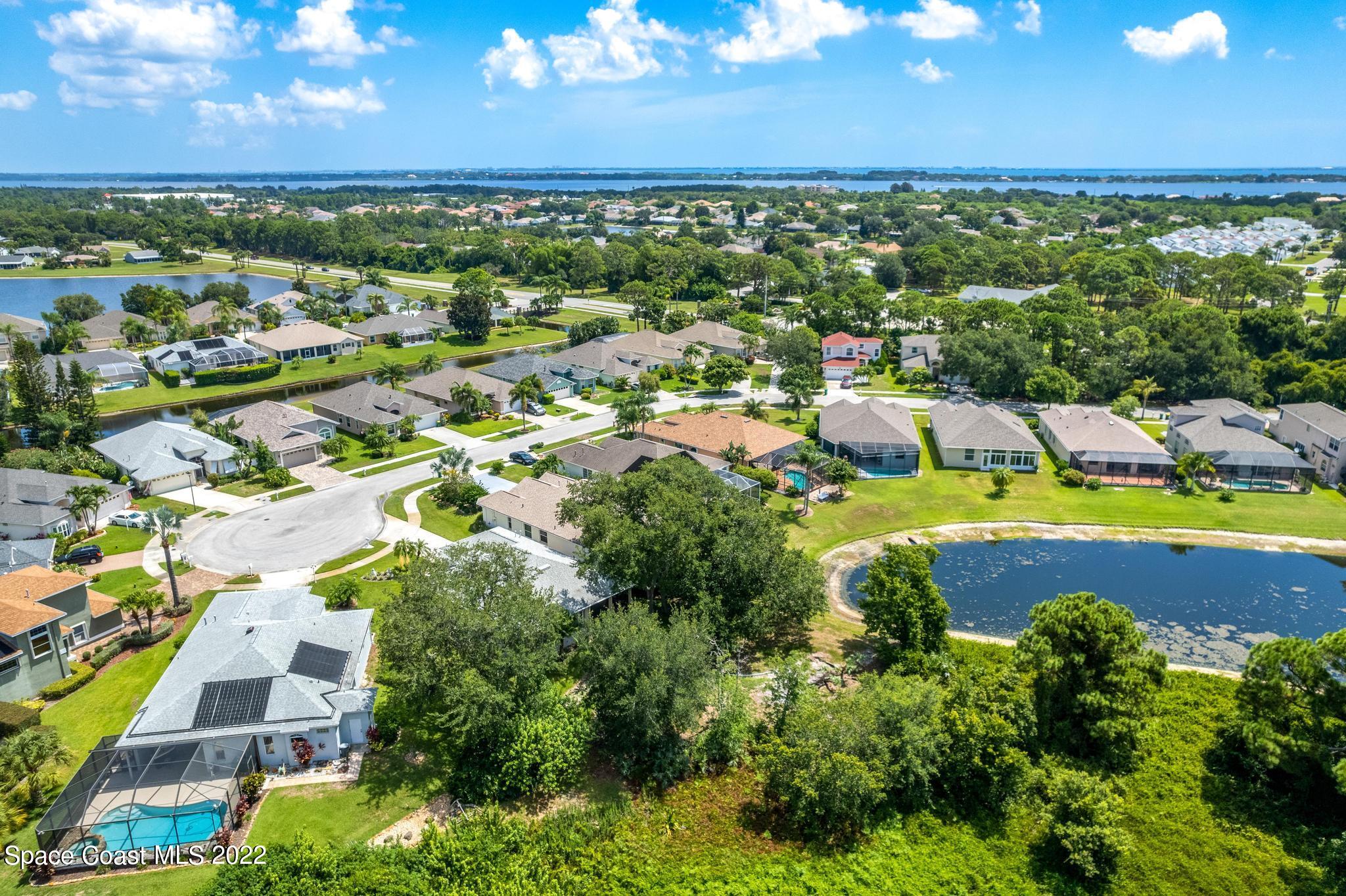 901 Suntree Woods Drive