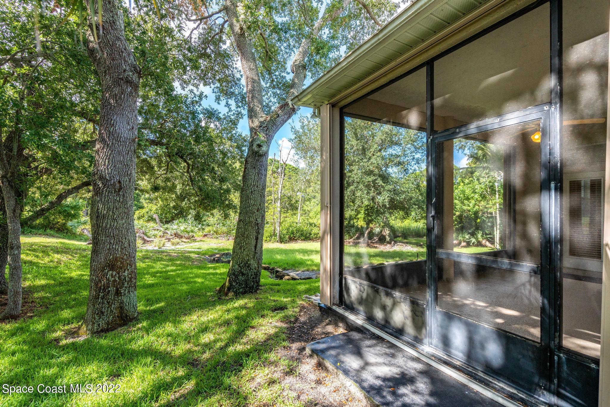 901 Suntree Woods Drive