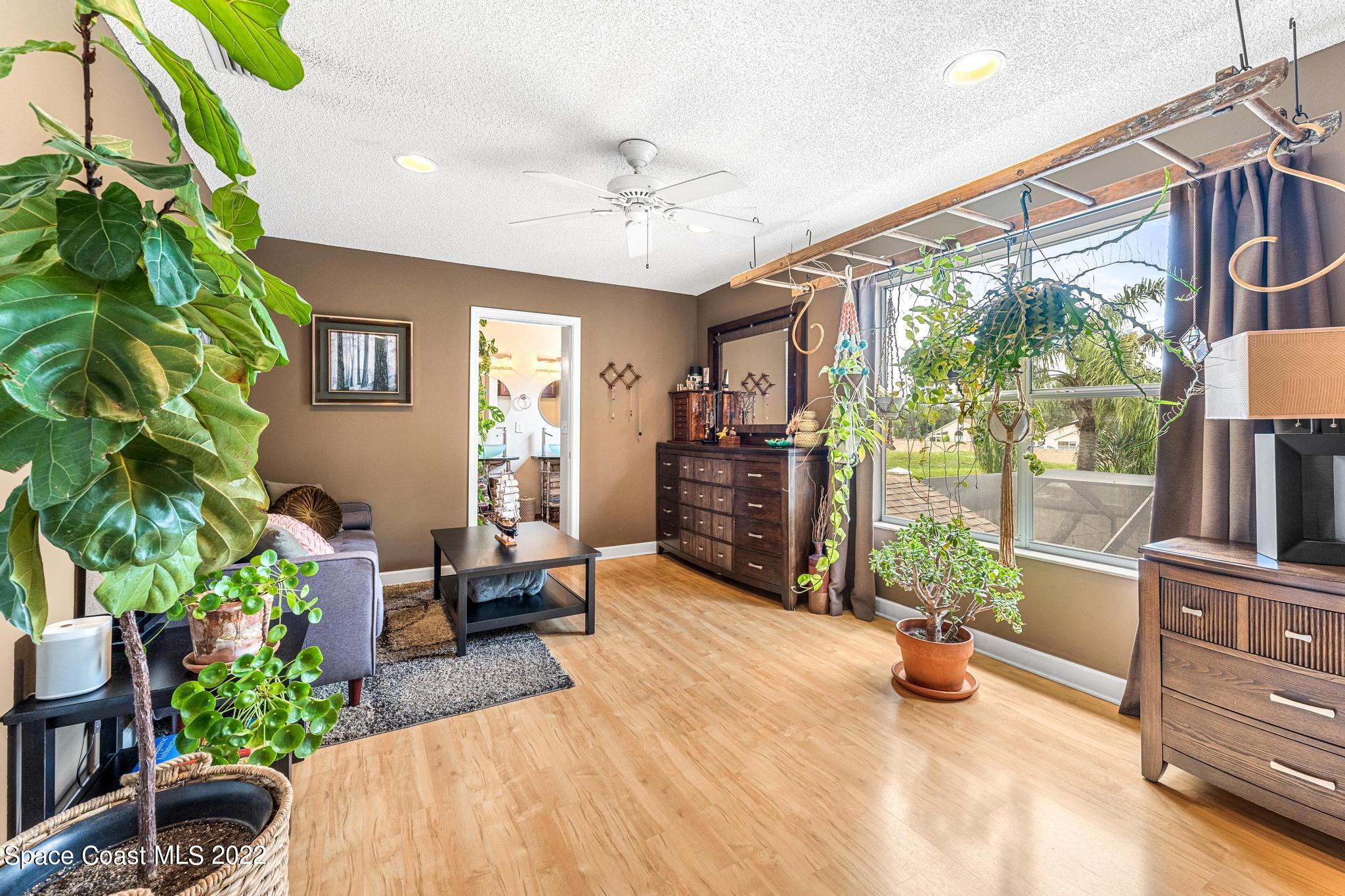 7067 Hammock Lakes Drive