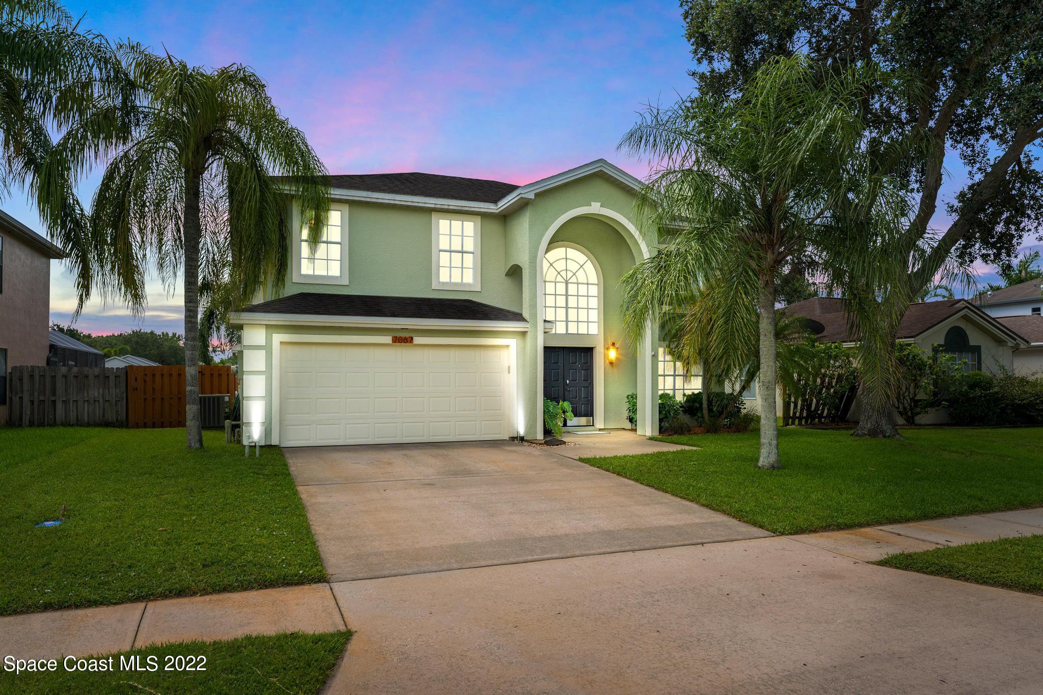 7067 Hammock Lakes Drive