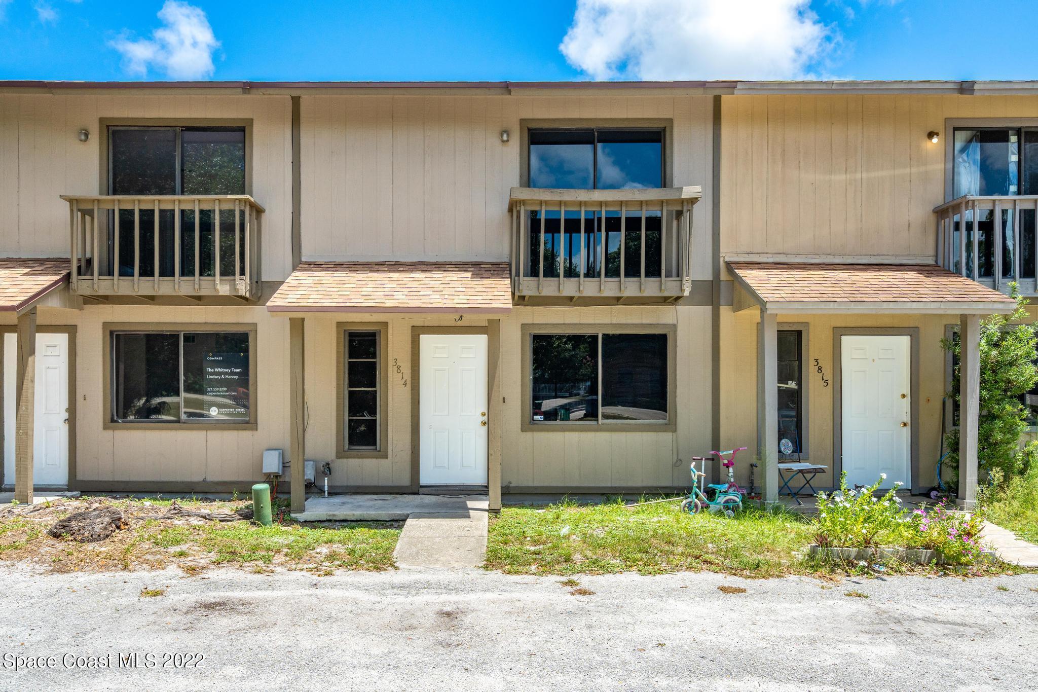 3814 Tree Ridge Lane NE