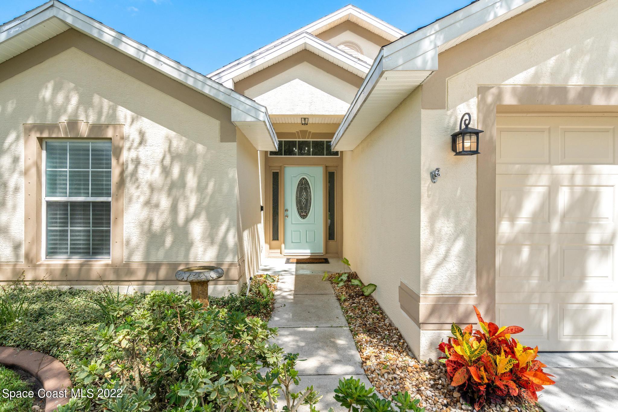 664 Sedgewood Circle