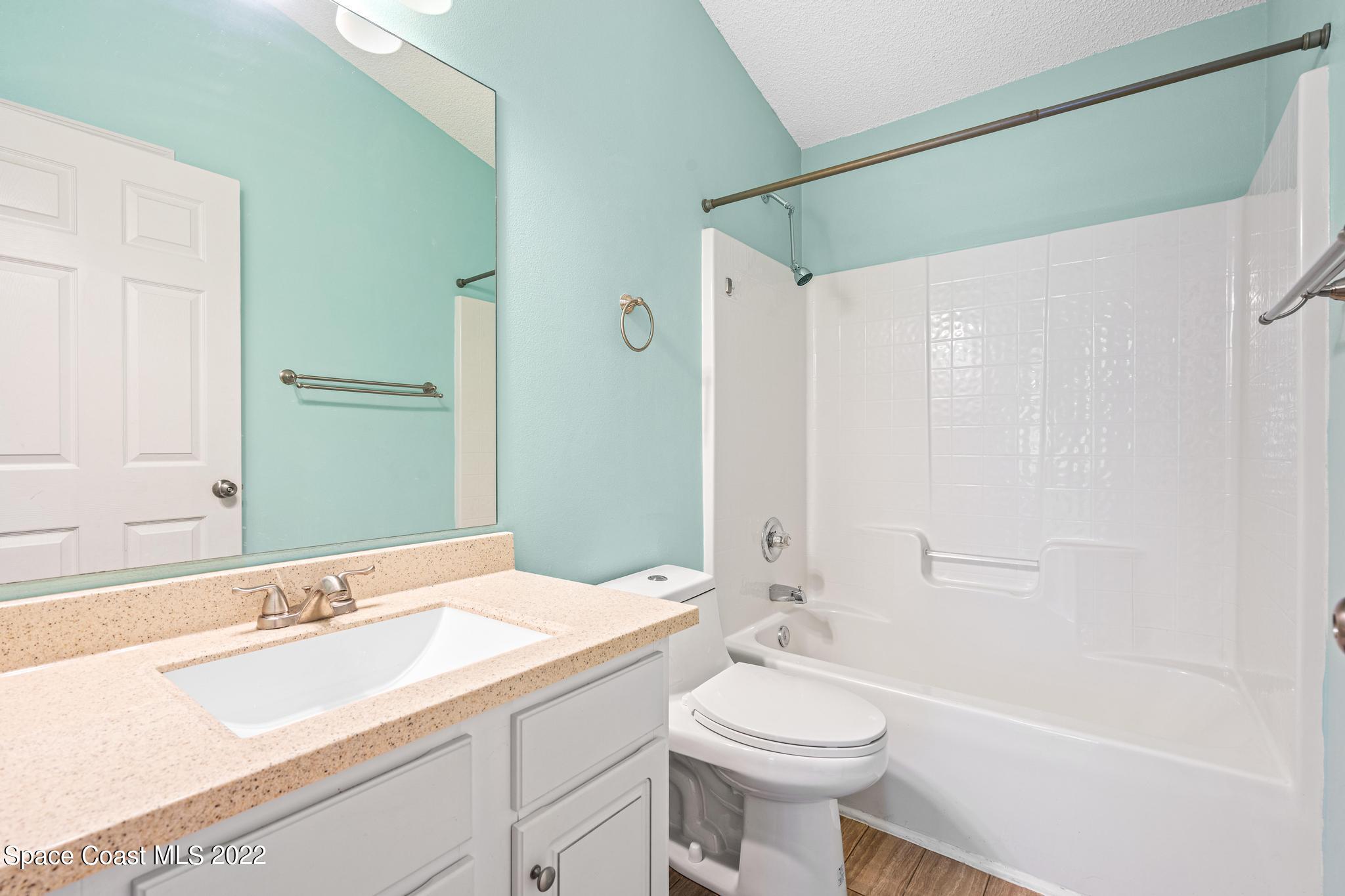 664 Sedgewood Circle