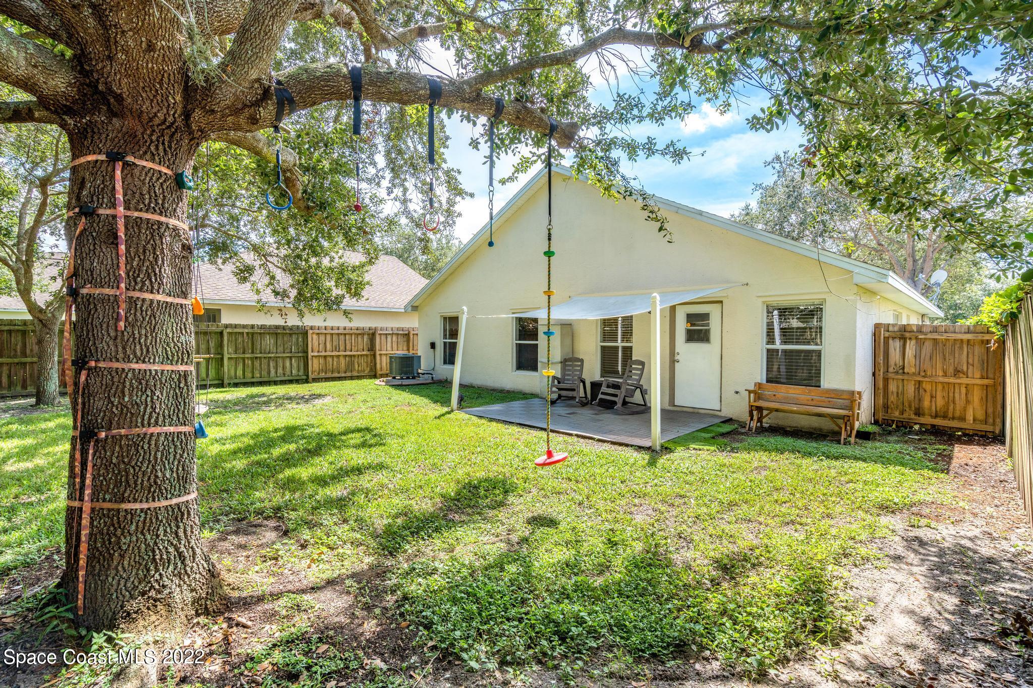 664 Sedgewood Circle