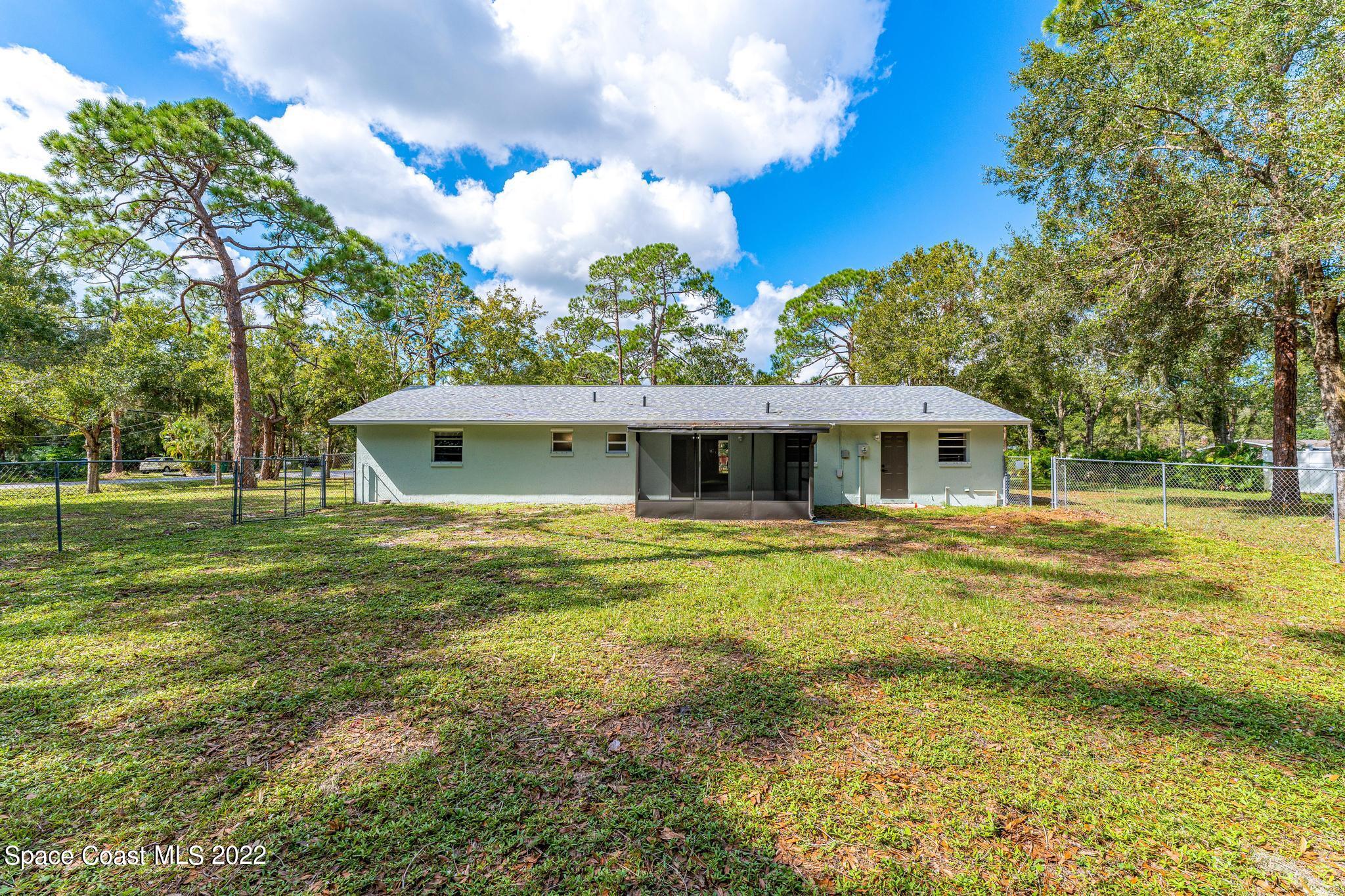 2085 New York Street