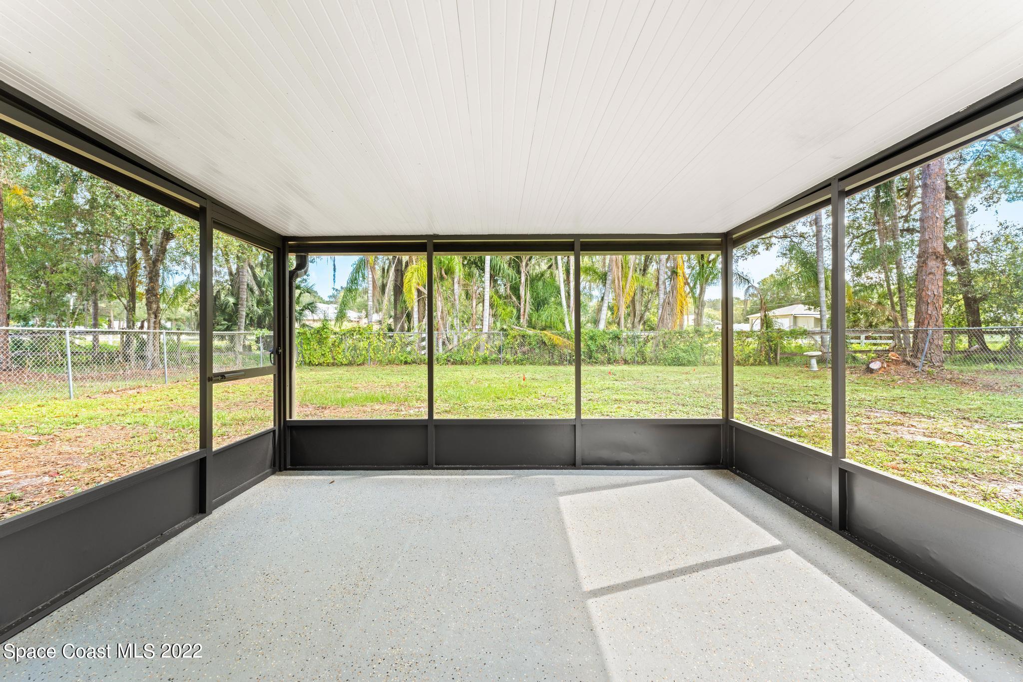 2085 New York Street