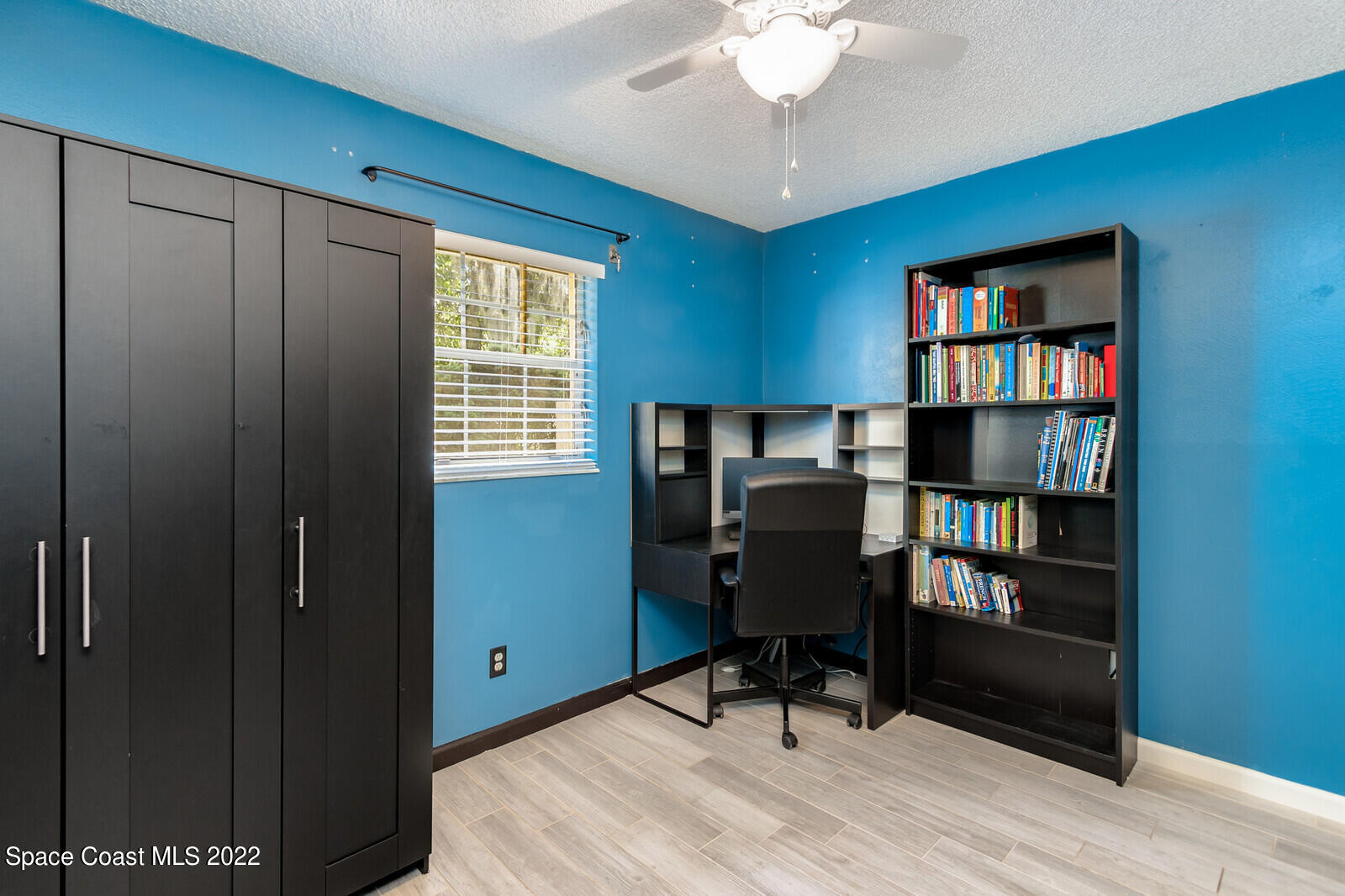 1649 NE Sunny Brook Lane NE, 106