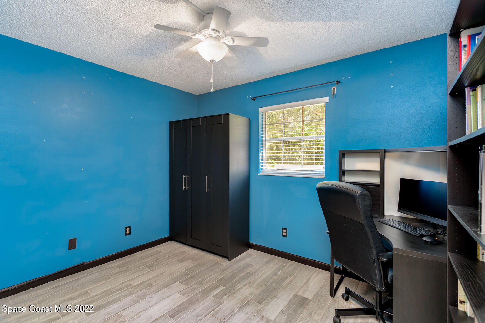 1649 NE Sunny Brook Lane NE, 106