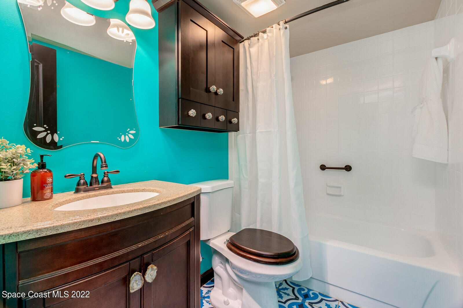 1649 NE Sunny Brook Lane NE, 106