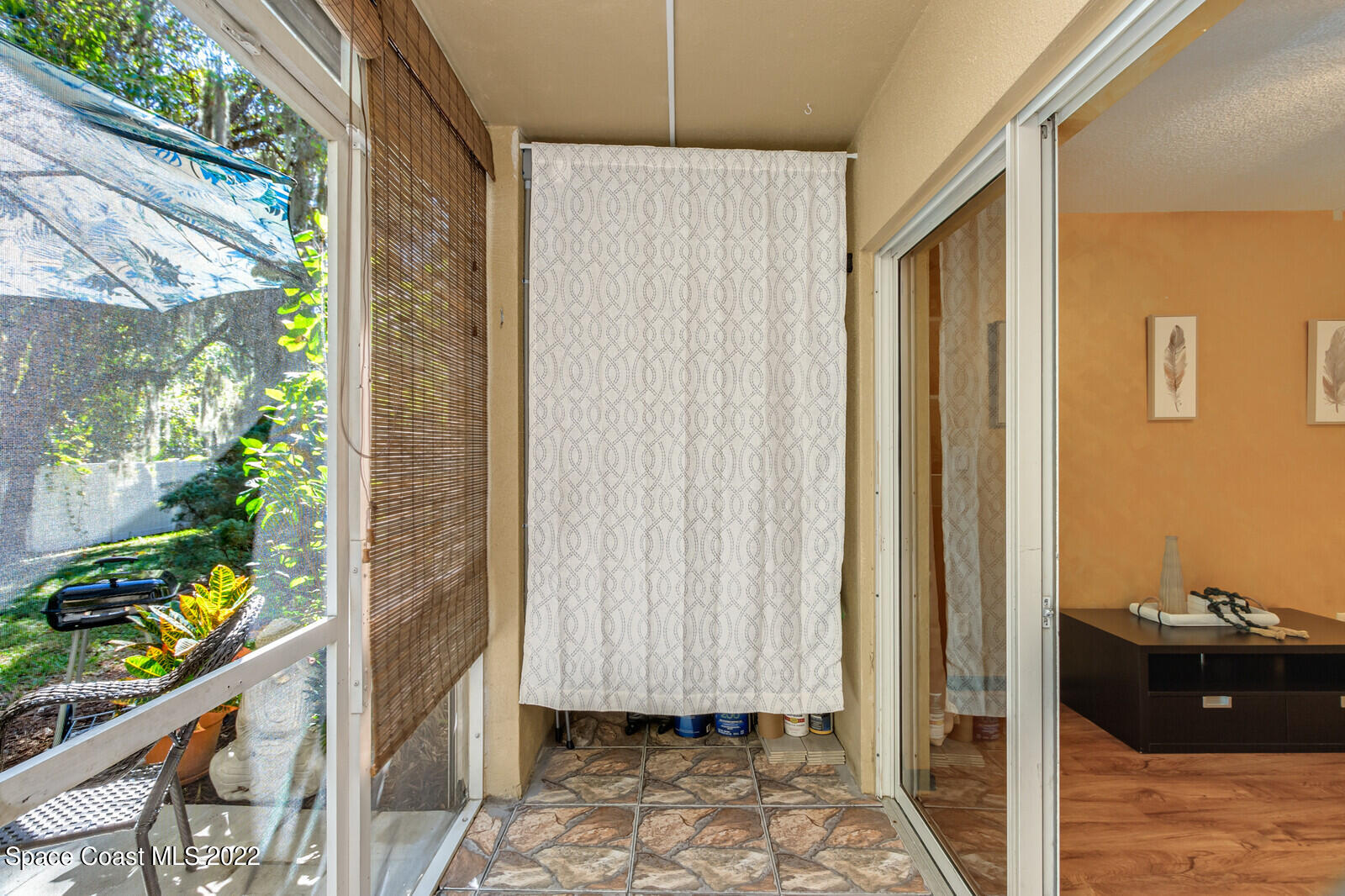 1649 NE Sunny Brook Lane NE, 106