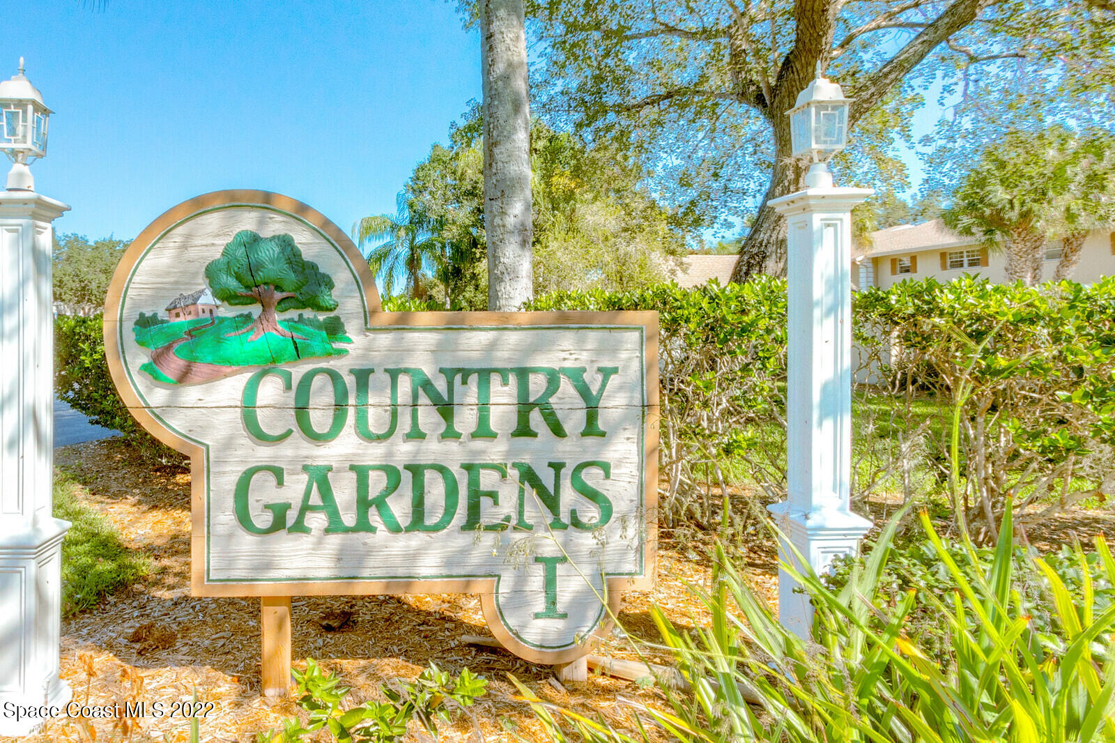 1649 NE Sunny Brook Lane NE, 106