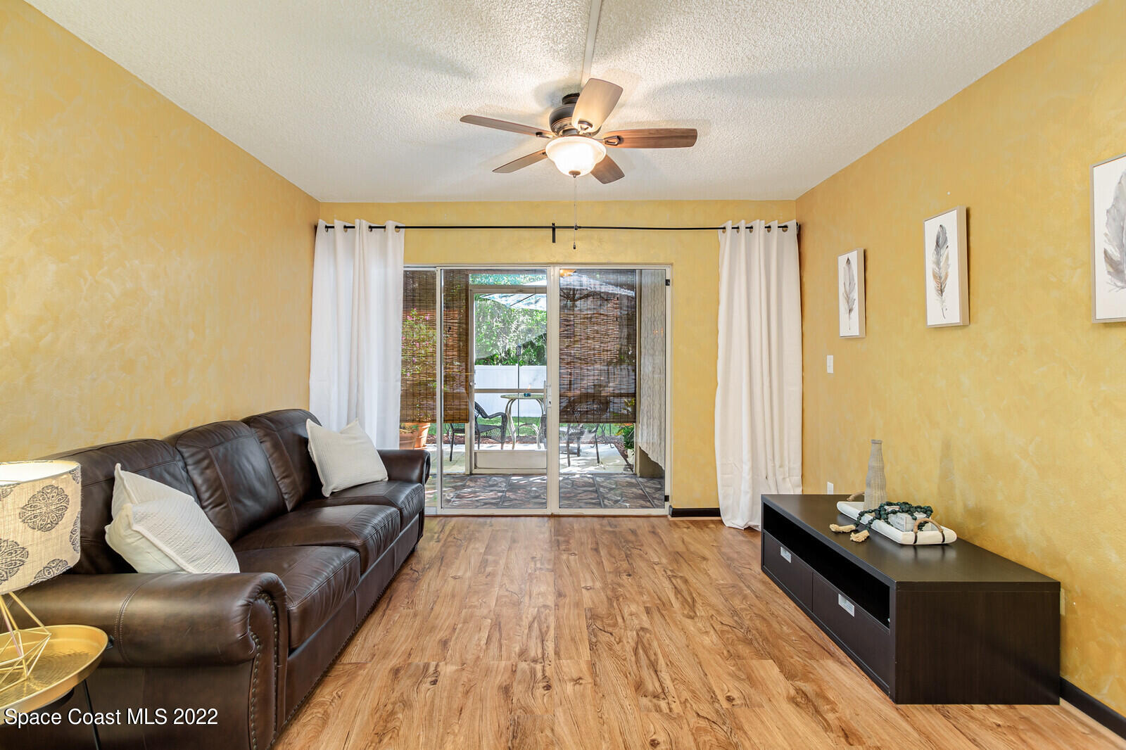 1649 NE Sunny Brook Lane NE, 106