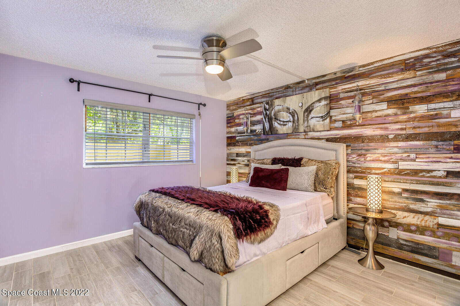 1649 NE Sunny Brook Lane NE, 106