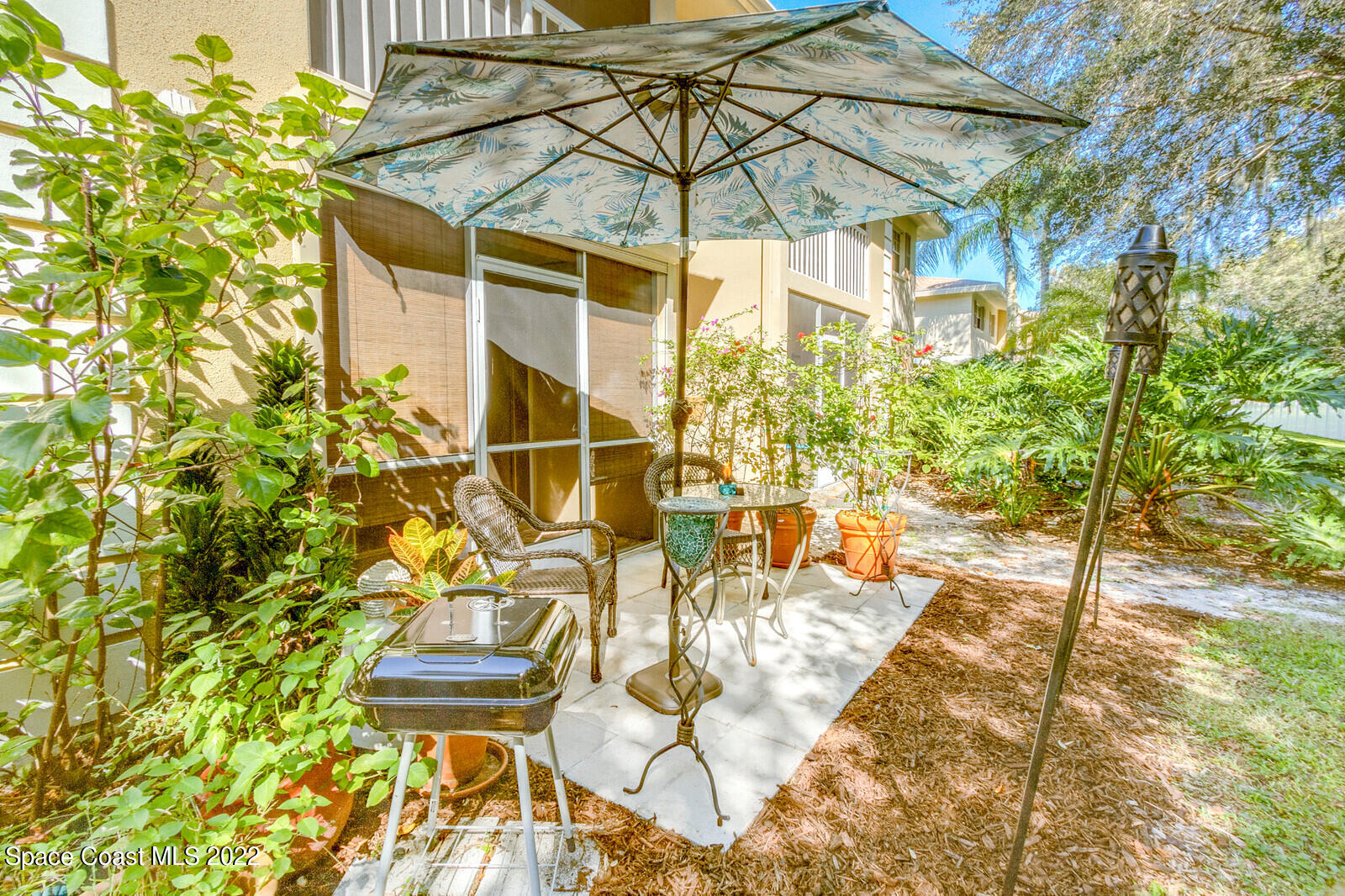 1649 NE Sunny Brook Lane NE, 106